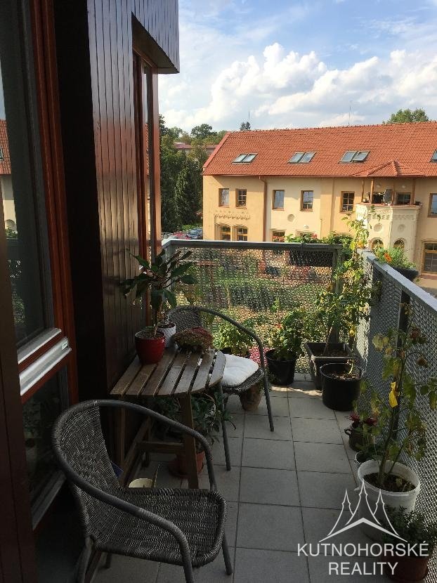 Pronájem světlého bytu s terasou 2+kk,  52 m2 – Kutná Hora