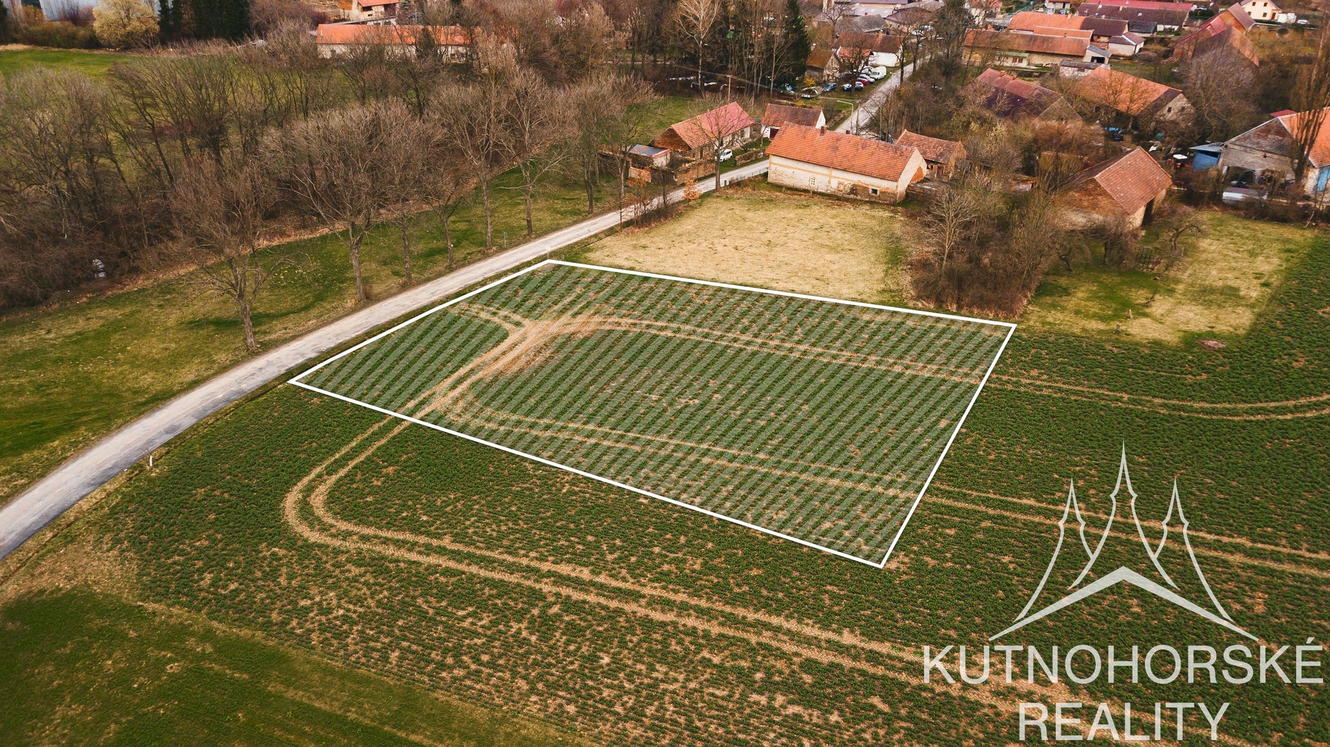 Stavební pozemek 2.662 m2, Rašovice-Mančice