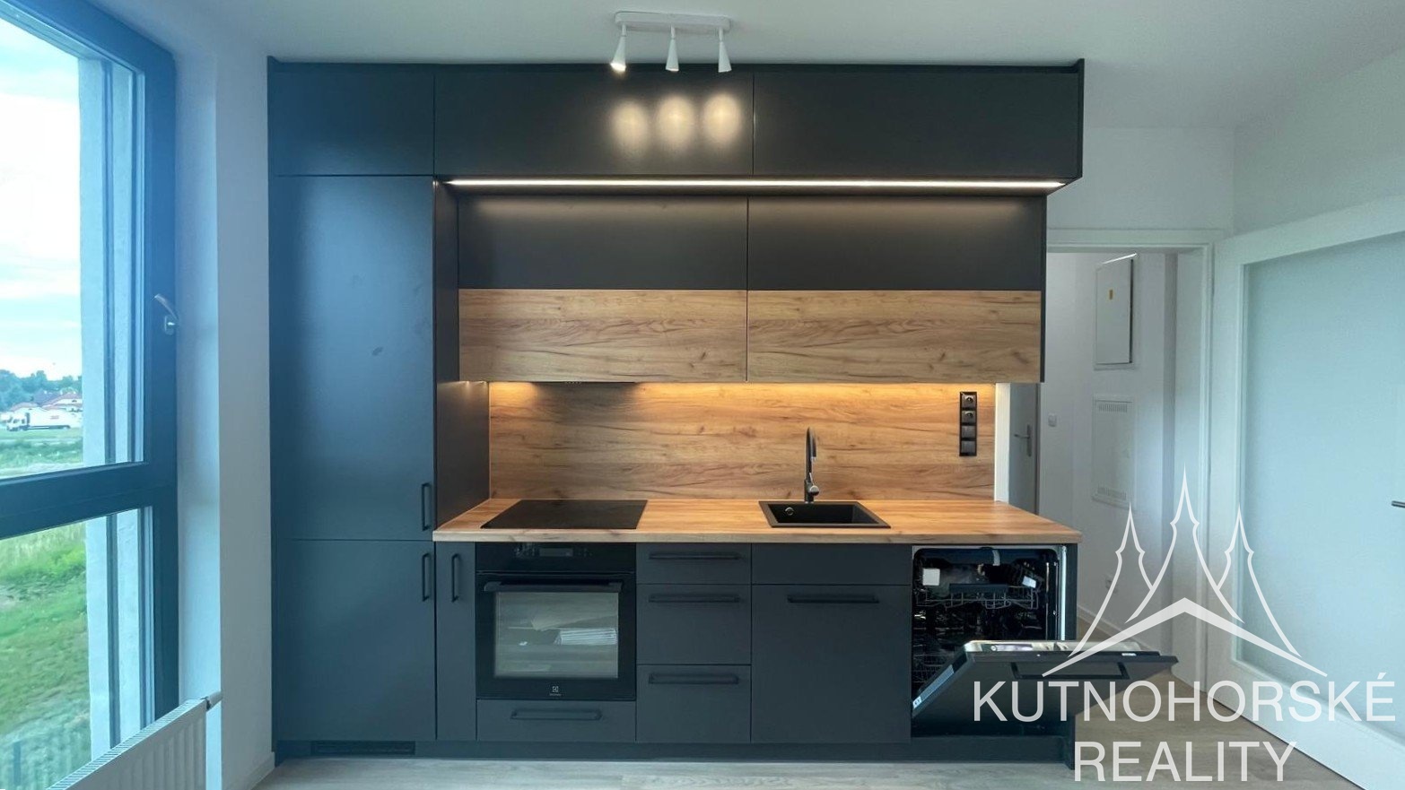 Pronájem krásného bytu 1+kk, 28 m2 – Zásmucká 894, Kolín III