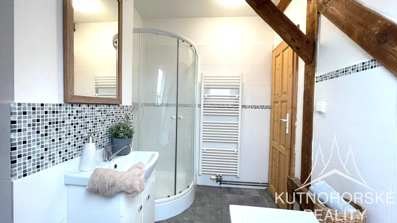 Pronájem krásného bytu 3+kk, 65m2 – Česká 196 Kutná Hora-Vnitřní Město