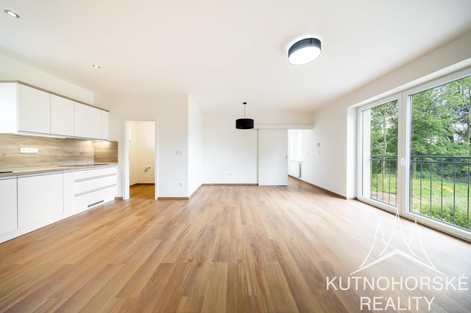 Pronájem  nového bytu 3kk 80 m2 se zahradou v Rezidenci Park Koudelov