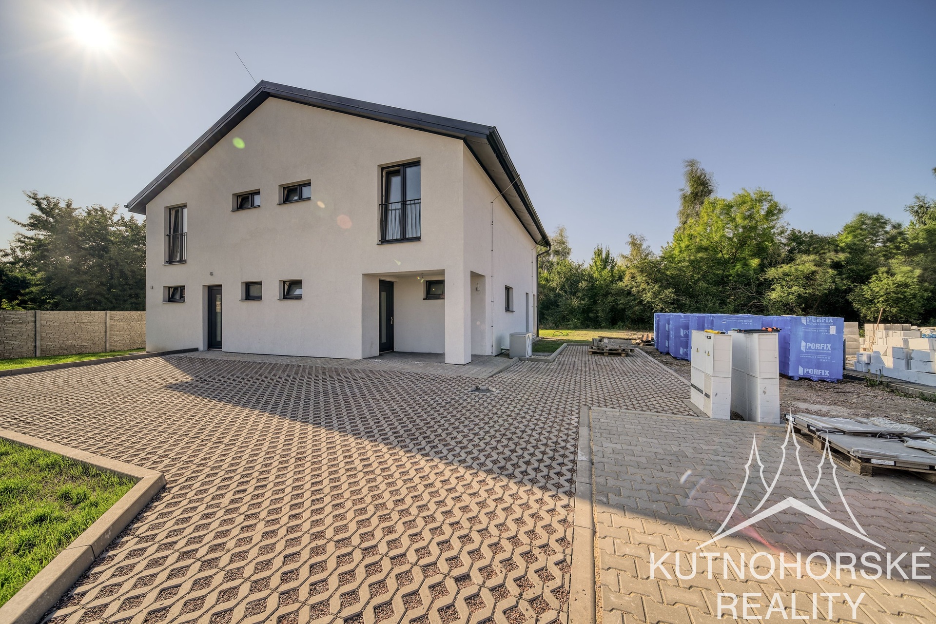 Novostavba 4+kk se zahradou – pár minut od centra Kutné Hory!