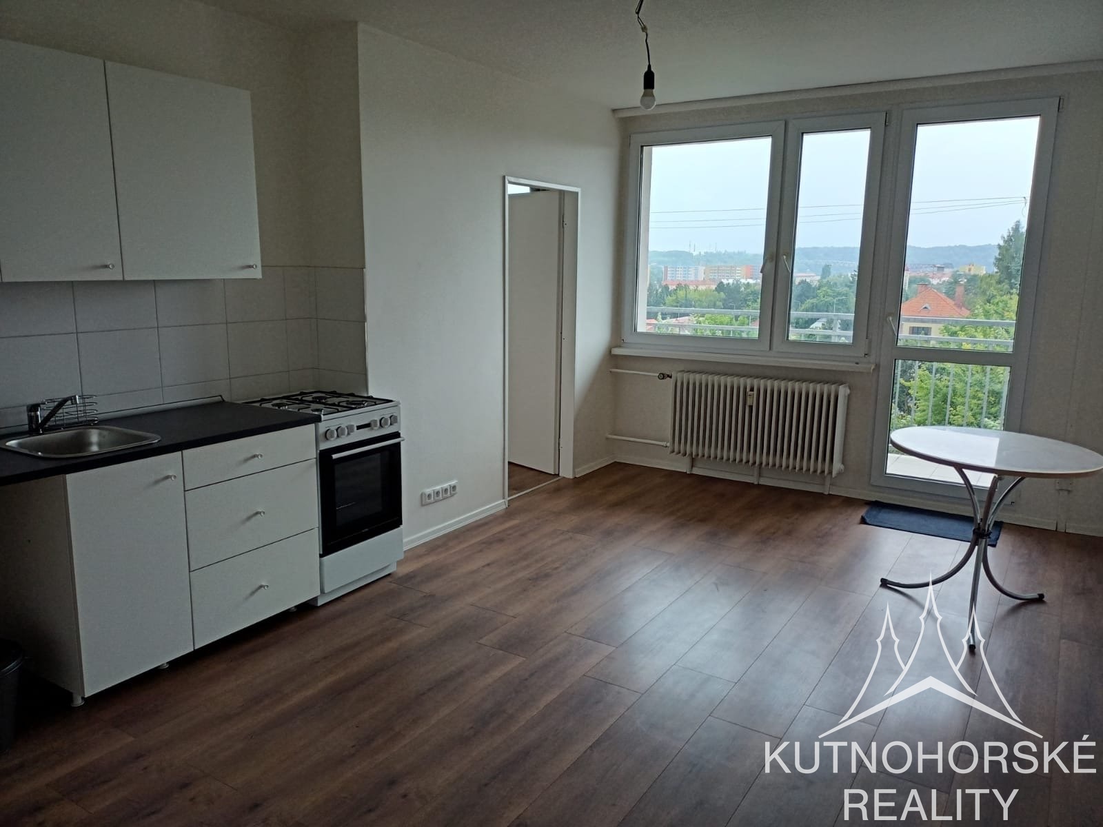 Pronájem bytu 2+kk s balkonem, 33 m², Kutná Hora – Šipší, ulice Havířská stezka