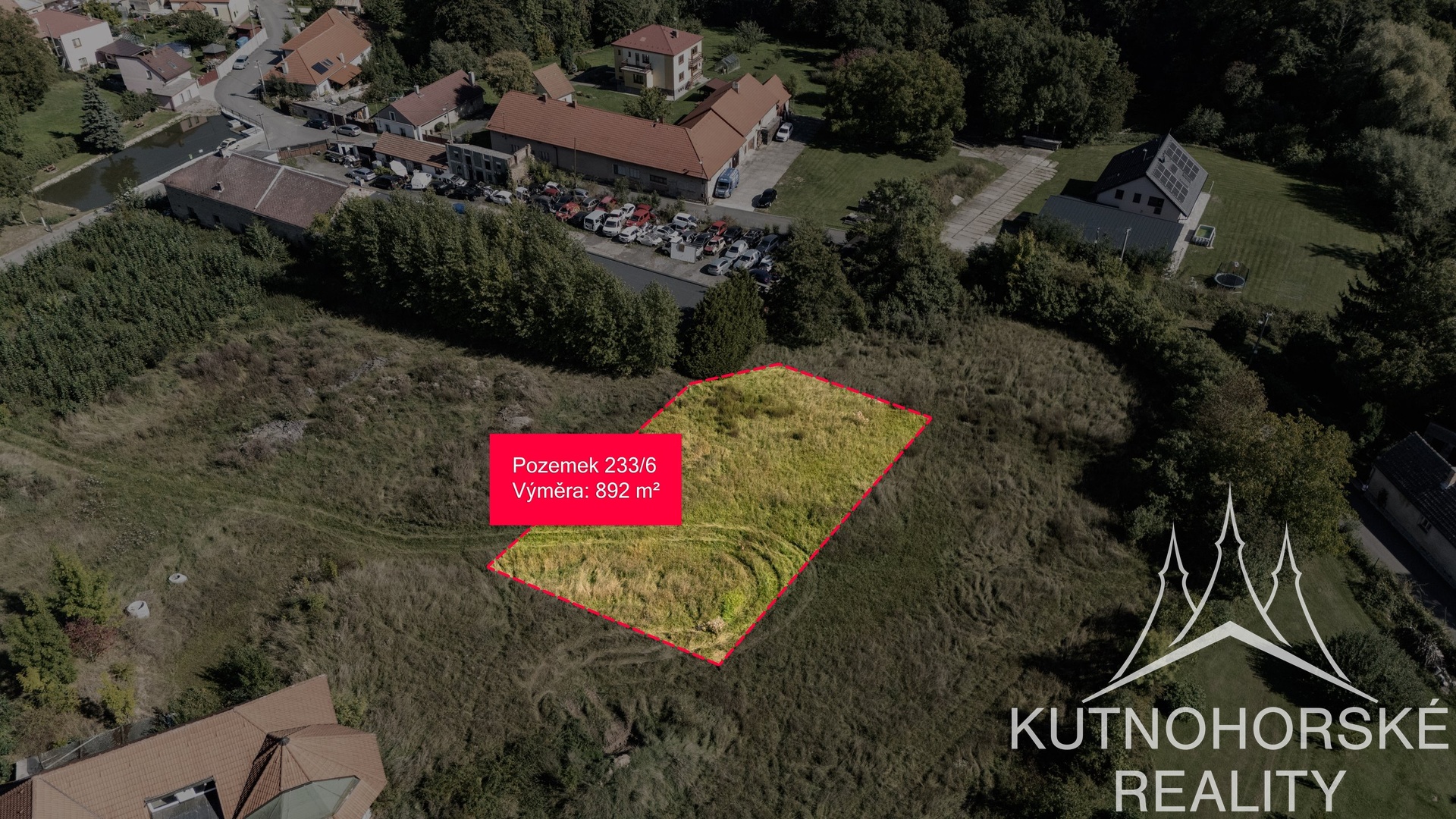 Exkluzivní rezidenční projekt v obci Křesetice – pozemek 892 m²