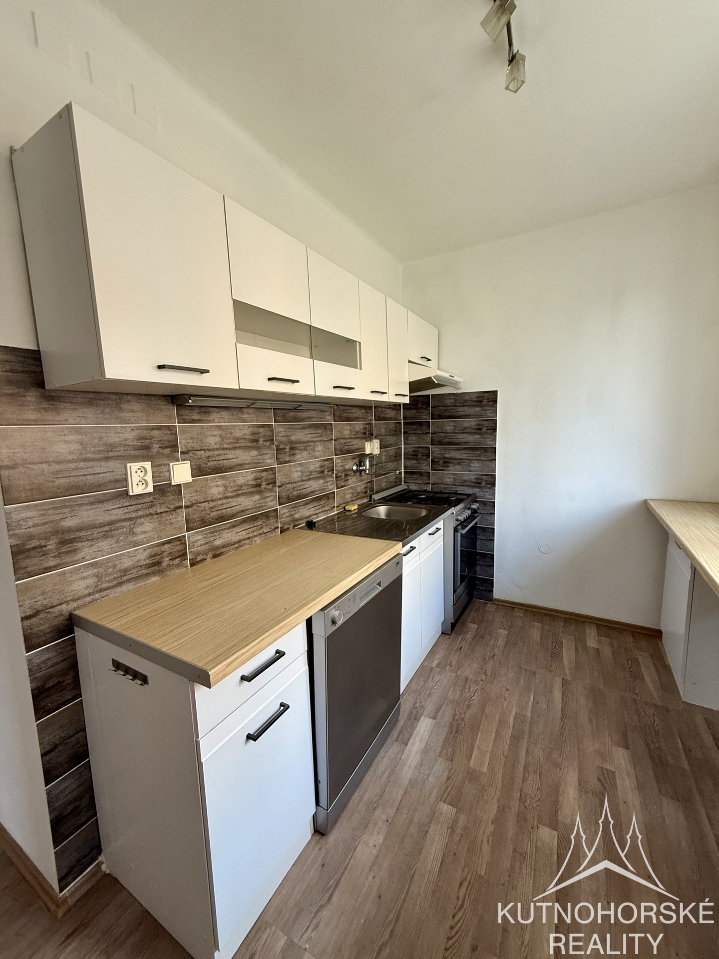 Pronájem bytu 2+1 50 m², Čáslav-Nové Město Pronájem bytu 2+1 50 m², Čáslav-Nové Město