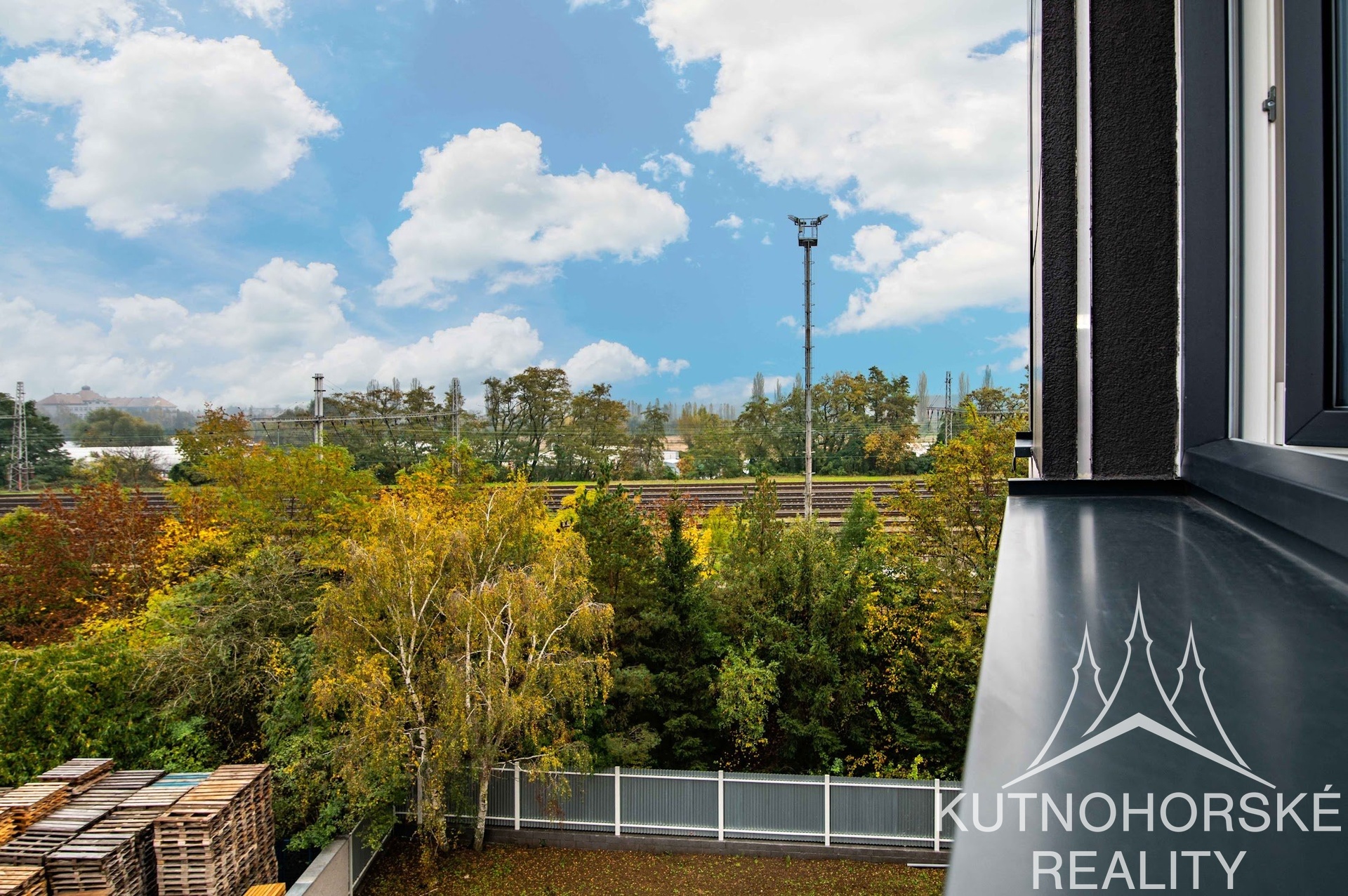 Pronájem krásného bytu 1+kk, 32 m², Klučovská Český Brod Pronájem krásného bytu 1+kk, 32 m², Klučovská Český Brod