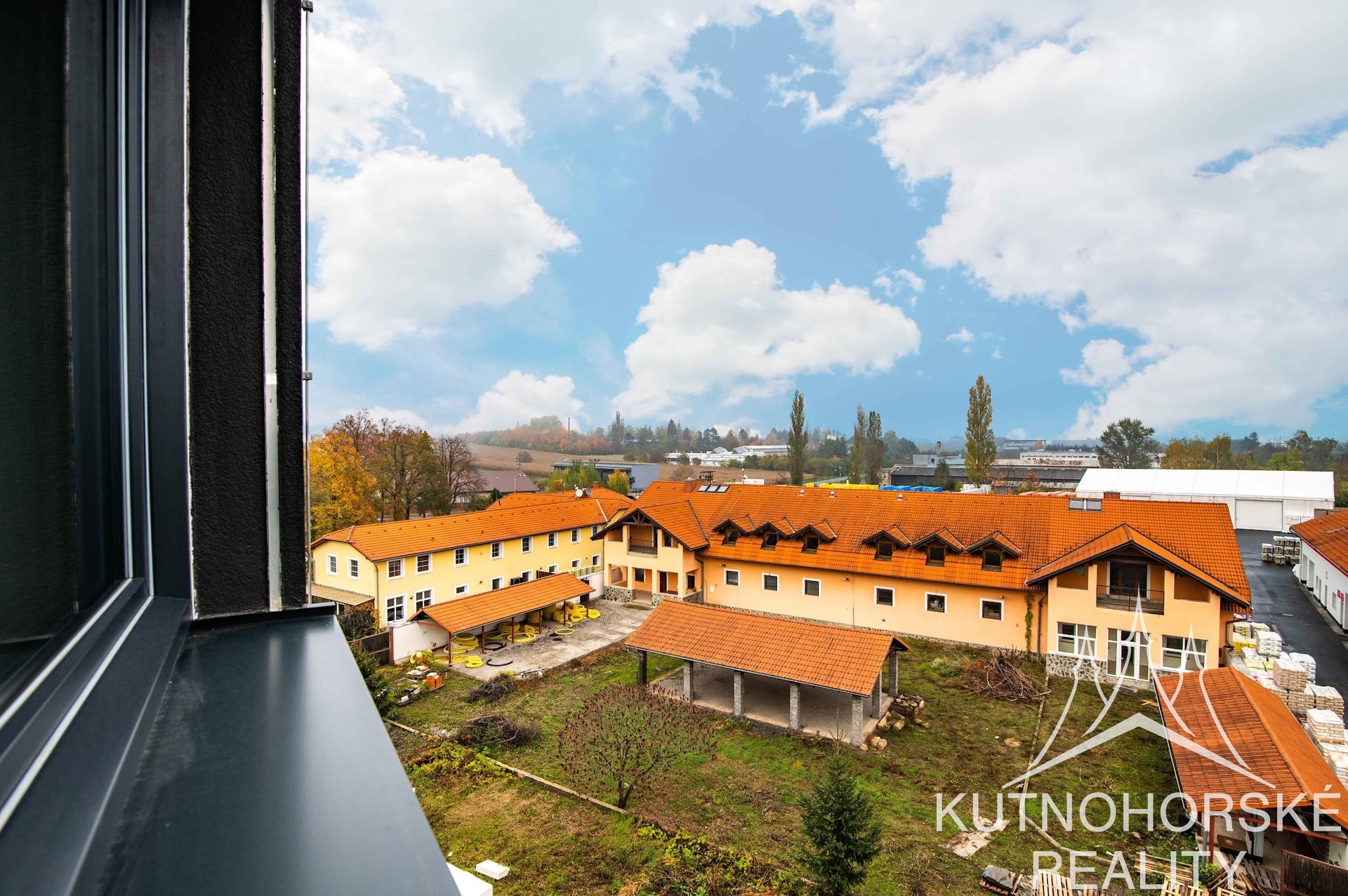 Pronájem krásného bytu 1+kk, 32 m², Klučovská Český Brod Pronájem krásného bytu 1+kk, 32 m², Klučovská Český Brod