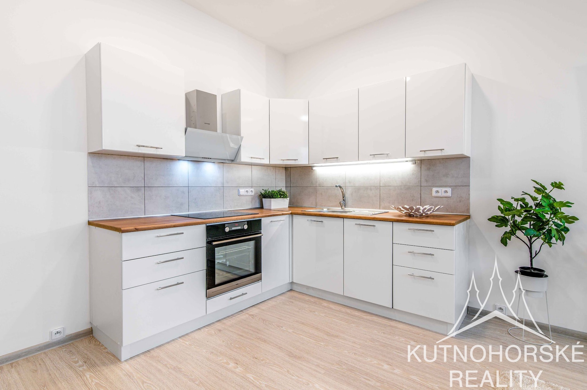 Pronájem krásného bytu 1+kk, 32 m², Klučovská Český Brod Pronájem krásného bytu 1+kk, 32 m², Klučovská Český Brod