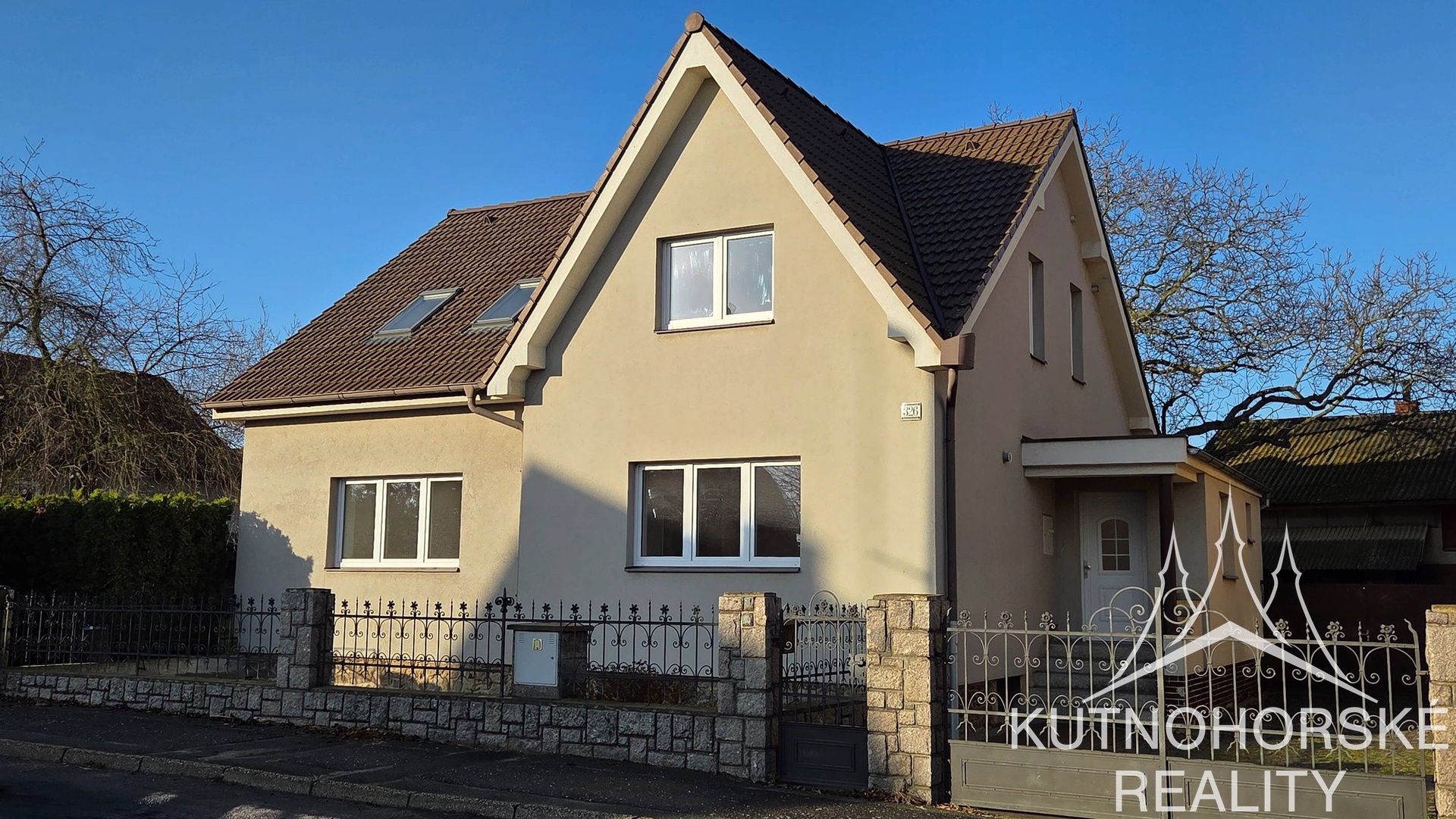 Pronájem bytu 3+kk 80 m², Uhlířské Janovice