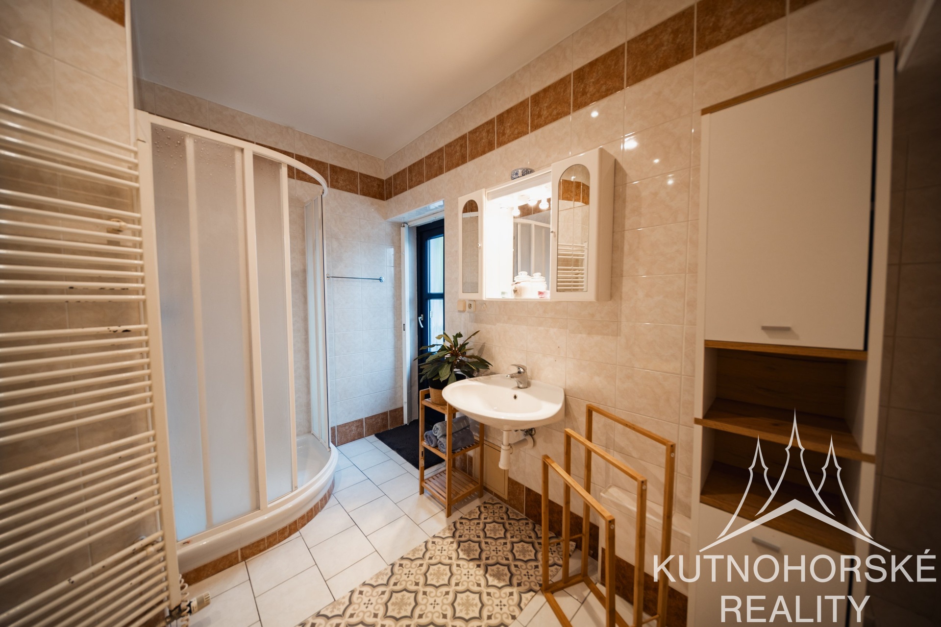 Rodinný dům 244 m² s velkou terasou a dvěma stavebními pozemky – pozemek 5844 m², Javornice – Jaroslav