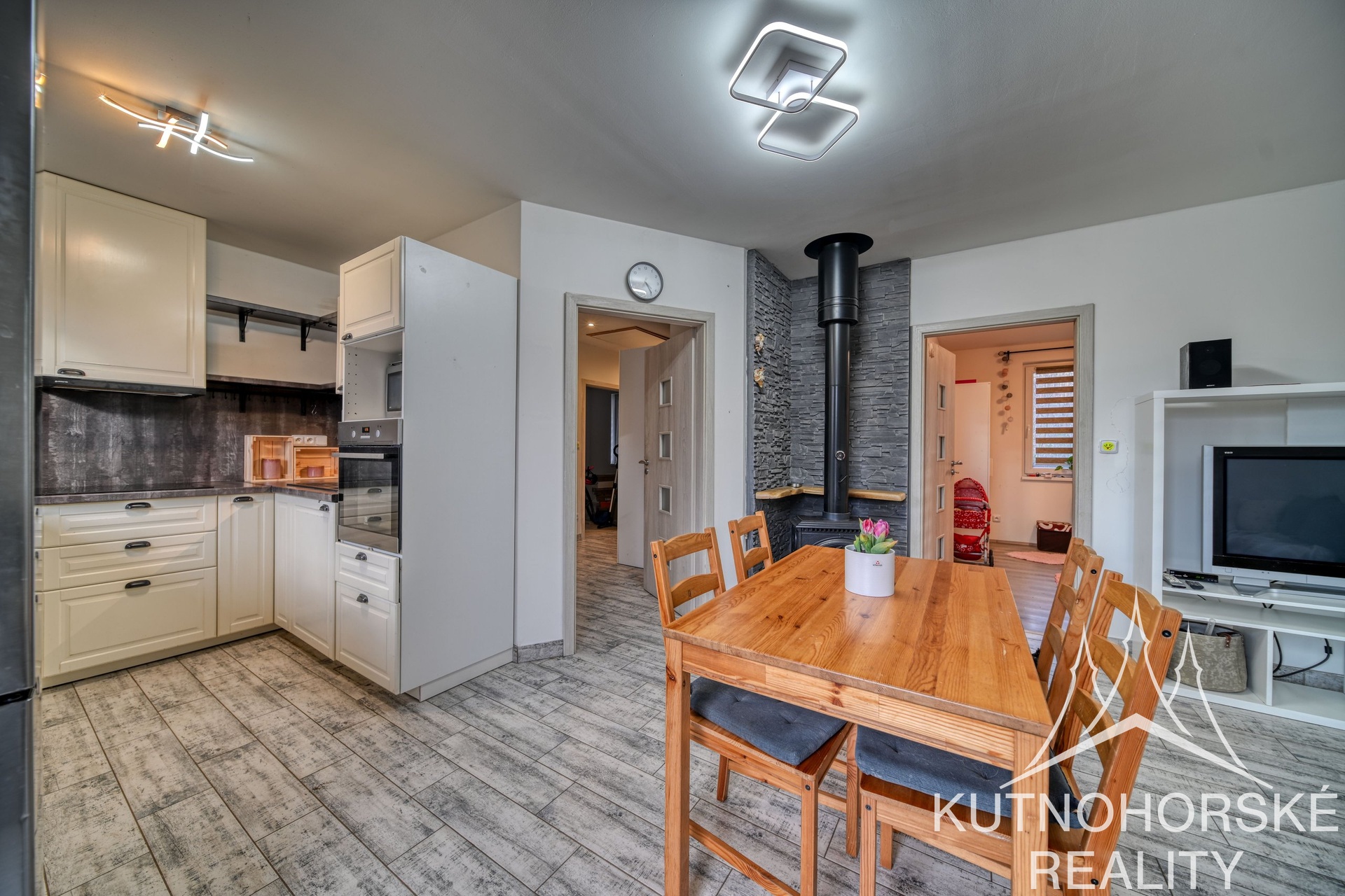 Prodej rodinného domu 4+kk (bungalovu) se zahradou, Bylany u Kutné Hory