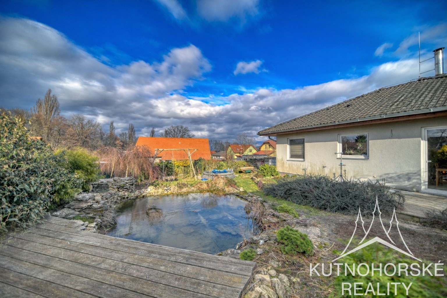 Prodej rodinného domu 4+kk (bungalovu) se zahradou, Bylany u Kutné Hory