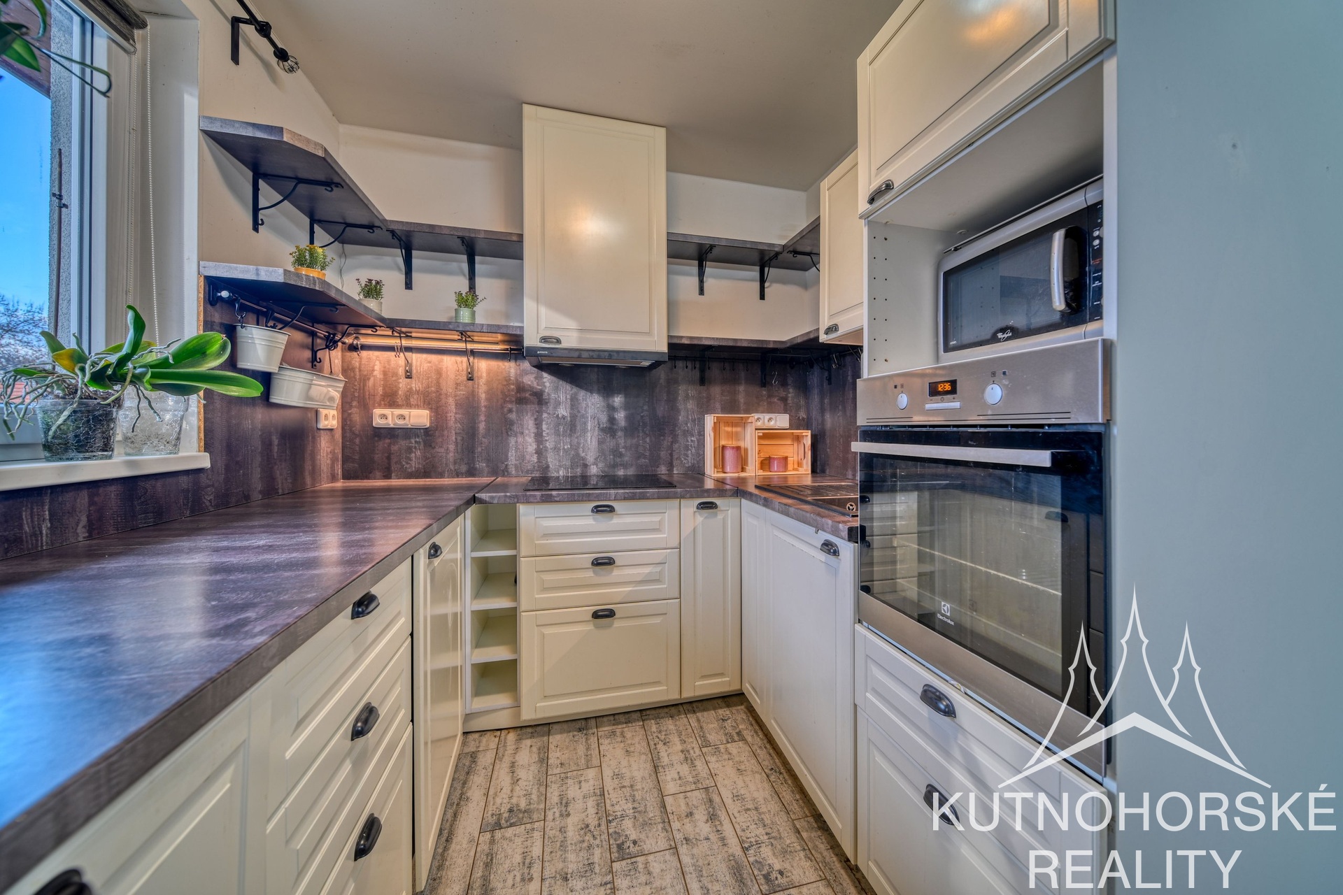 Prodej rodinného domu 4+kk (bungalovu) se zahradou, Bylany u Kutné Hory