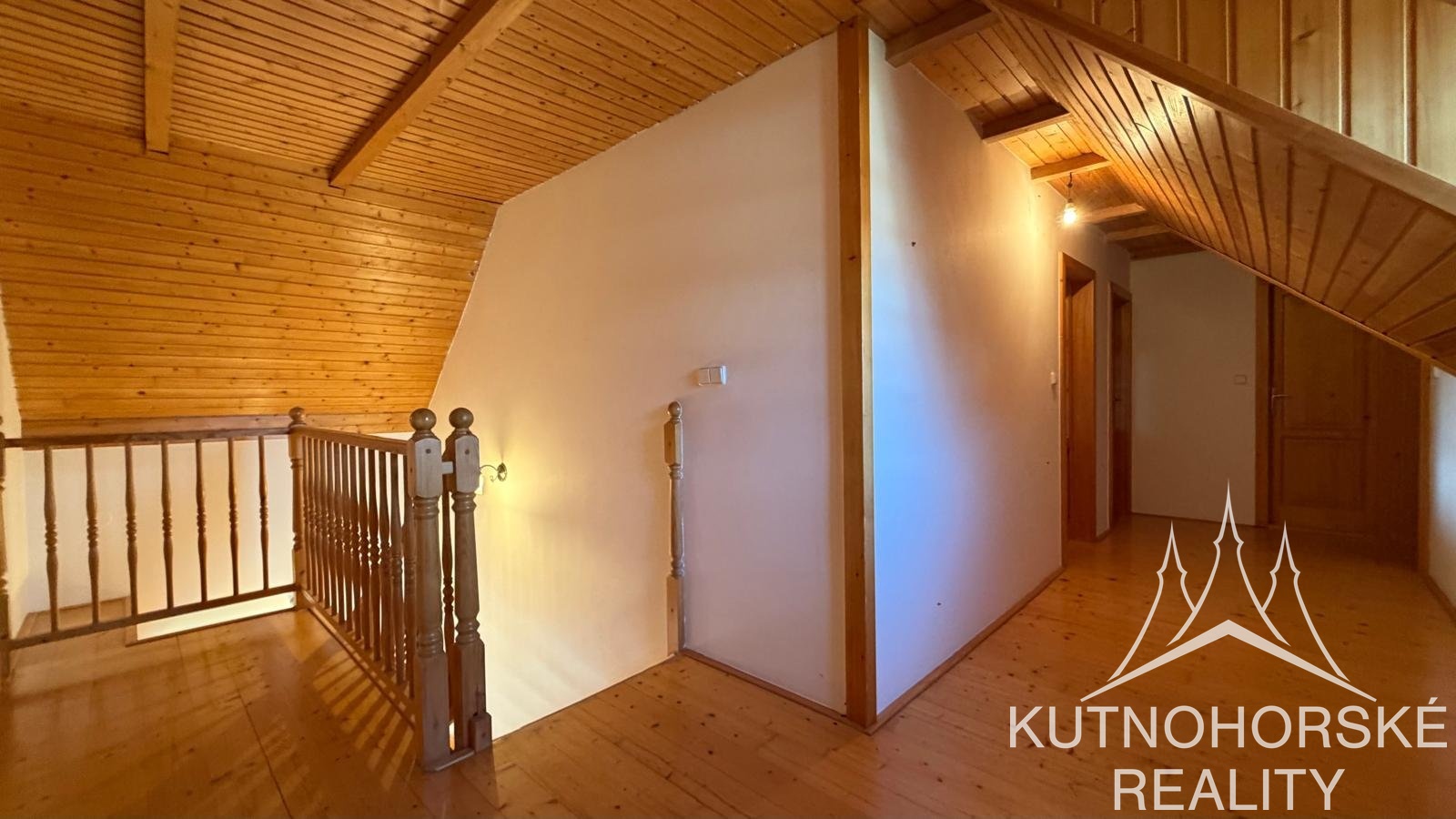 Pronájem rodinného domu 280 m², se zahradou, Kutná Hora – Kaňk