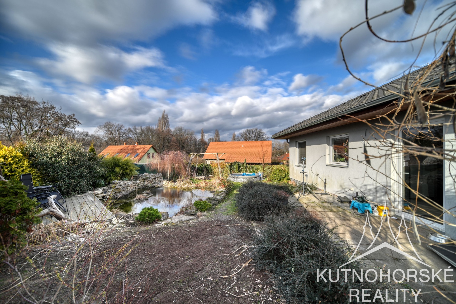 Prodej rodinného domu 4+kk (bungalovu) se zahradou, Bylany u Kutné Hory