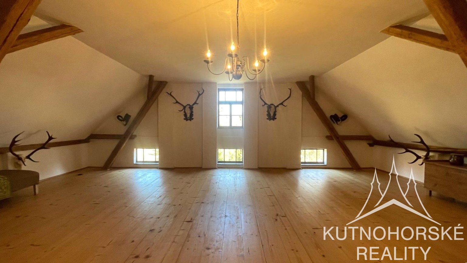 Pronájem krásné chalupy, Čenovice – Čestín u Kutné Hory