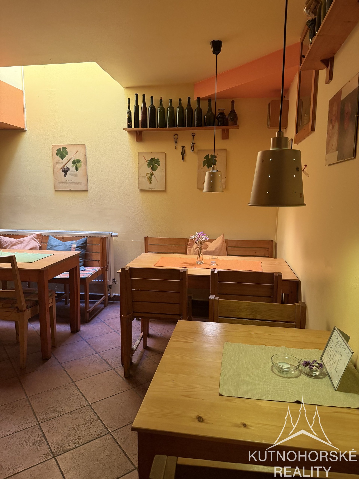 Pronájem obchodního prostoru 270 m², Václavské náměstí Kutná Hora