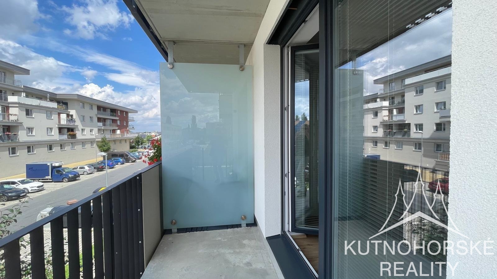 Pronájem bytu s balkonem, 1+kk, 33m² – Vrchlického, Poděbrady