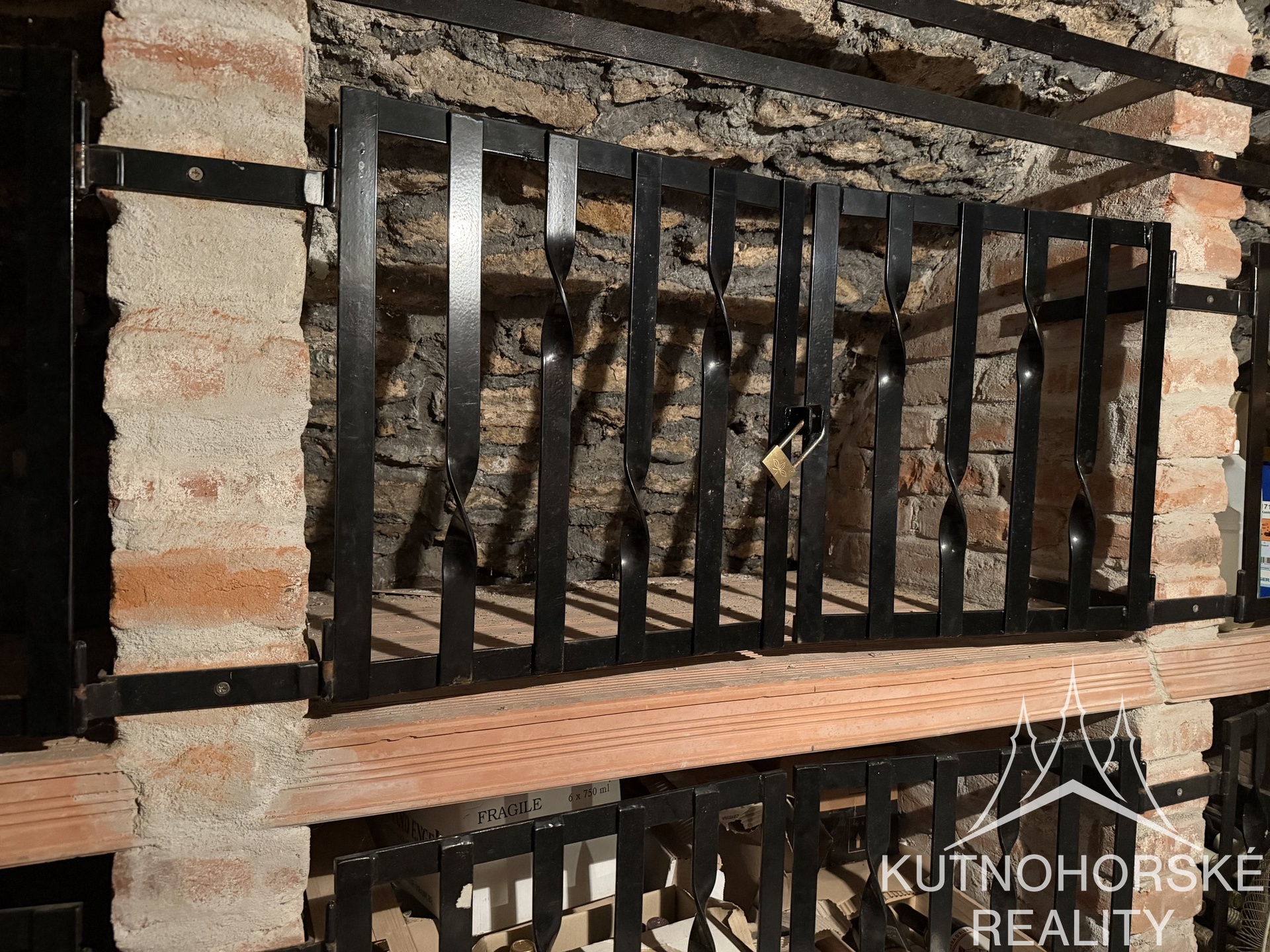 Pronájem obchodního prostoru 270 m², Václavské náměstí Kutná Hora