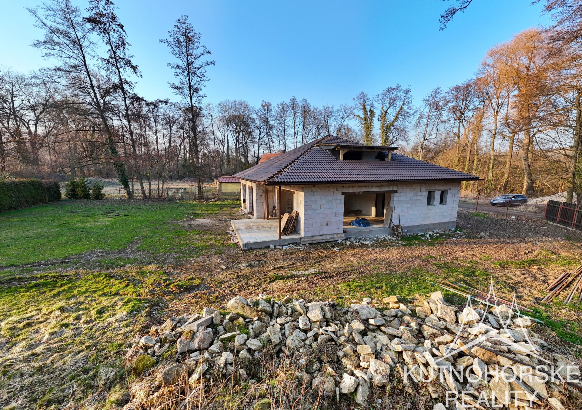 Prodej rodinného domu s pozemkem – Bylany u Kutné Hory
