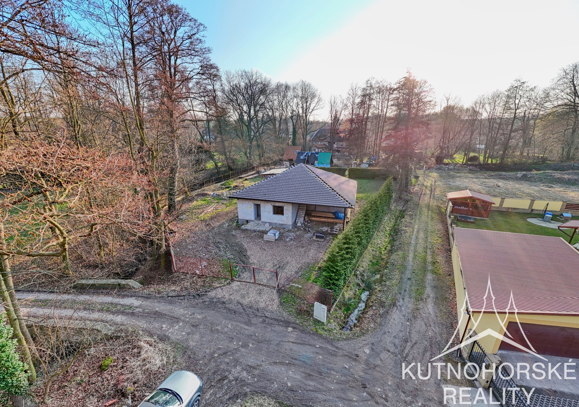Prodej rodinného domu s pozemkem – Bylany u Kutné Hory