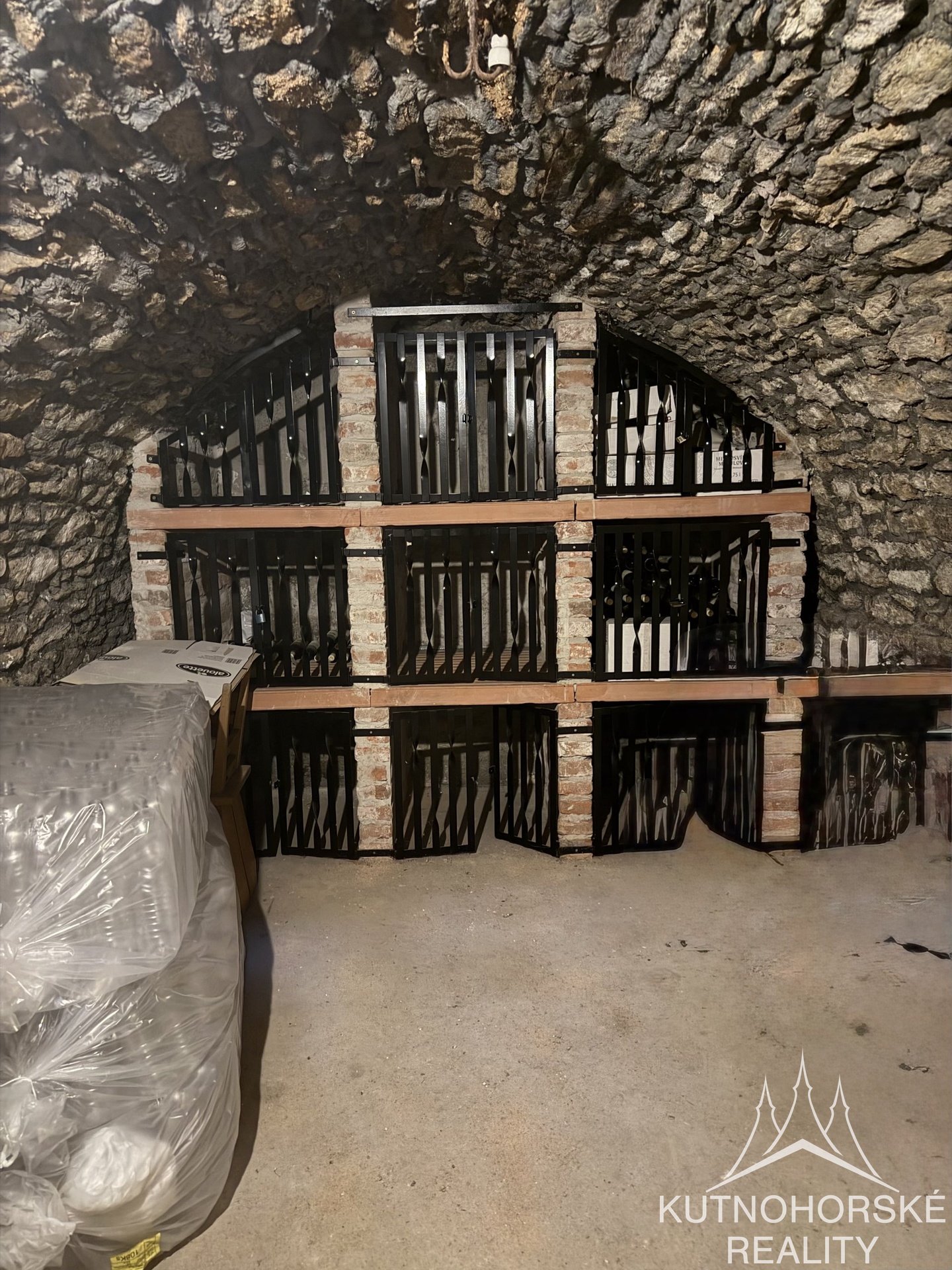 Pronájem obchodního prostoru 270 m², Václavské náměstí Kutná Hora