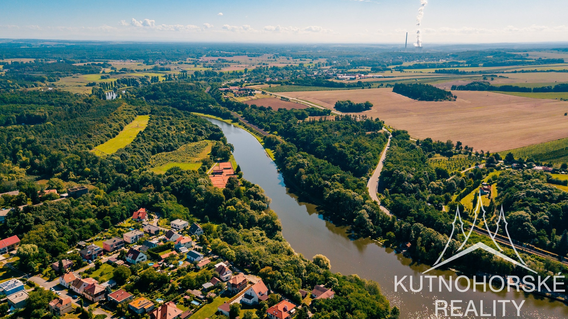 Prodej pozemku pro bydlení, parc. č. 943/3, 856 m² – Týnec nad Labem