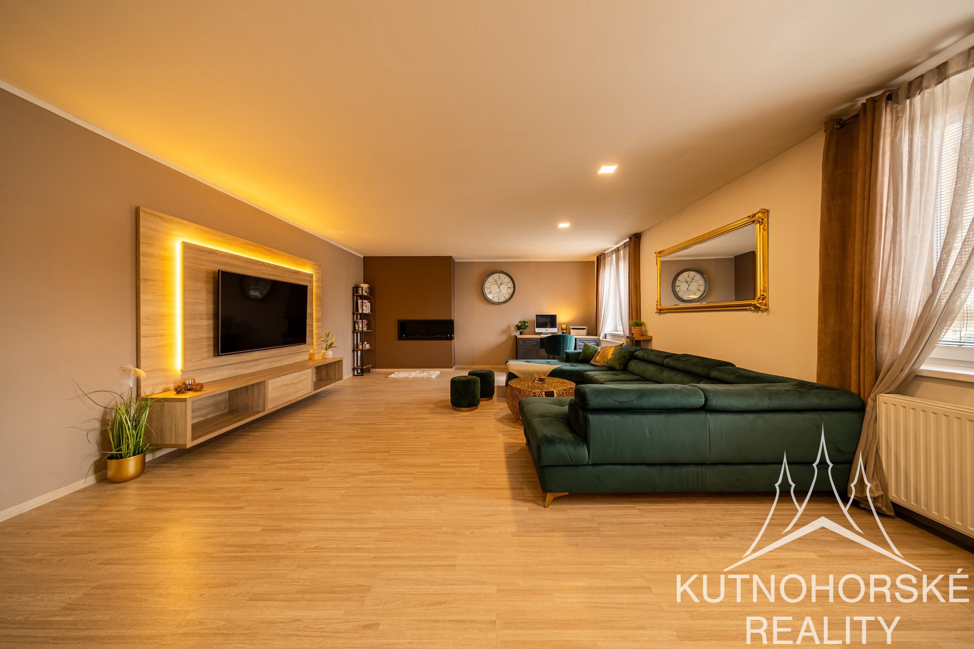 Office point a 2x komfortní byt, celkově 318 m² v Kutné Hoře