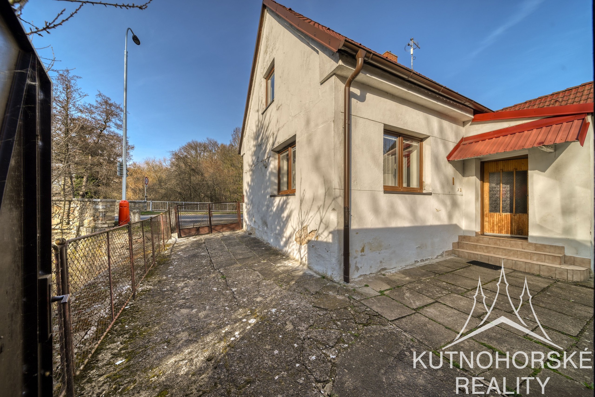 Prodej rodinného domu 5+kk s garáží a zahrádkou, Kutná Hora – Vrchlice