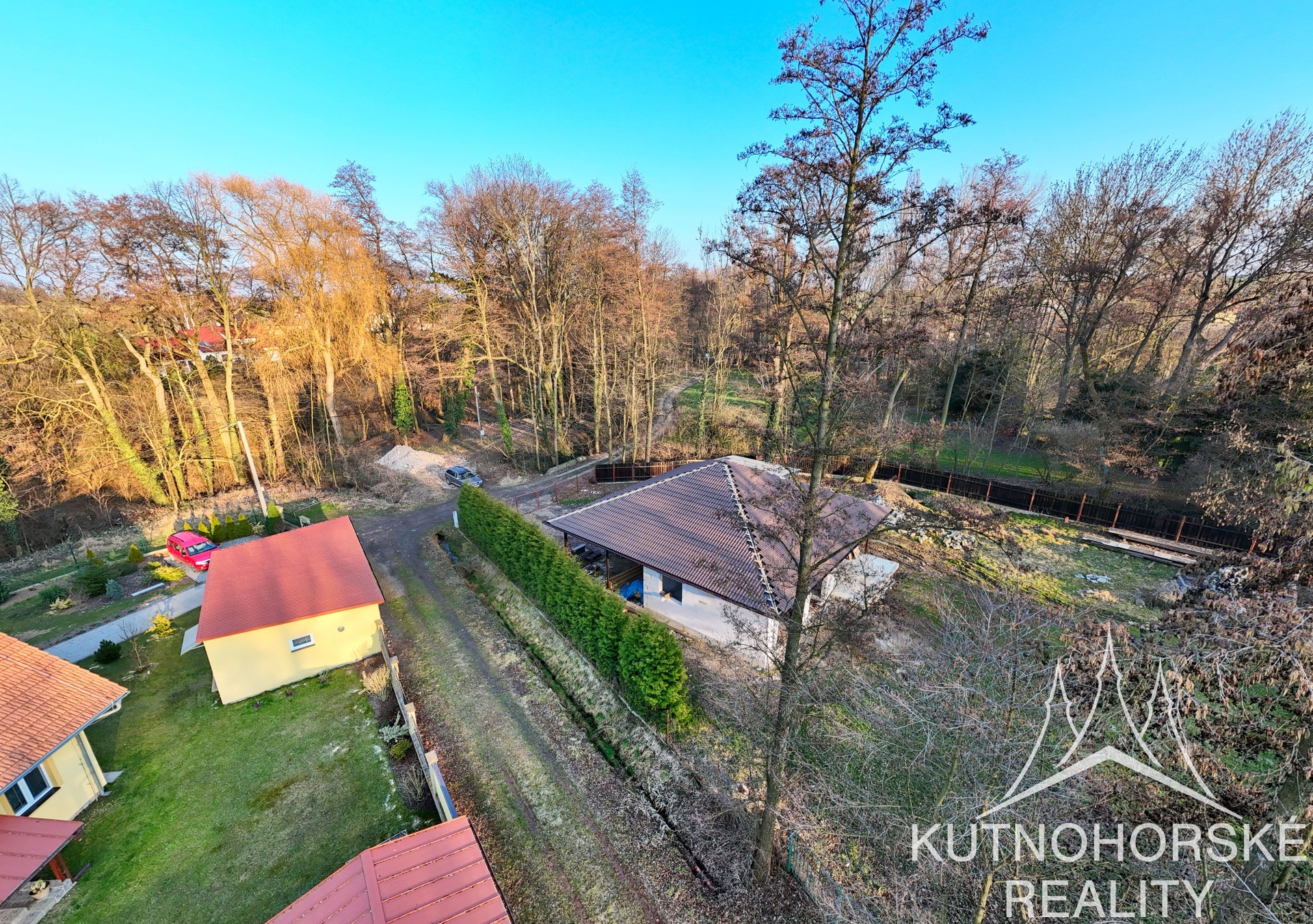 Prodej rodinného domu s pozemkem – Bylany u Kutné Hory