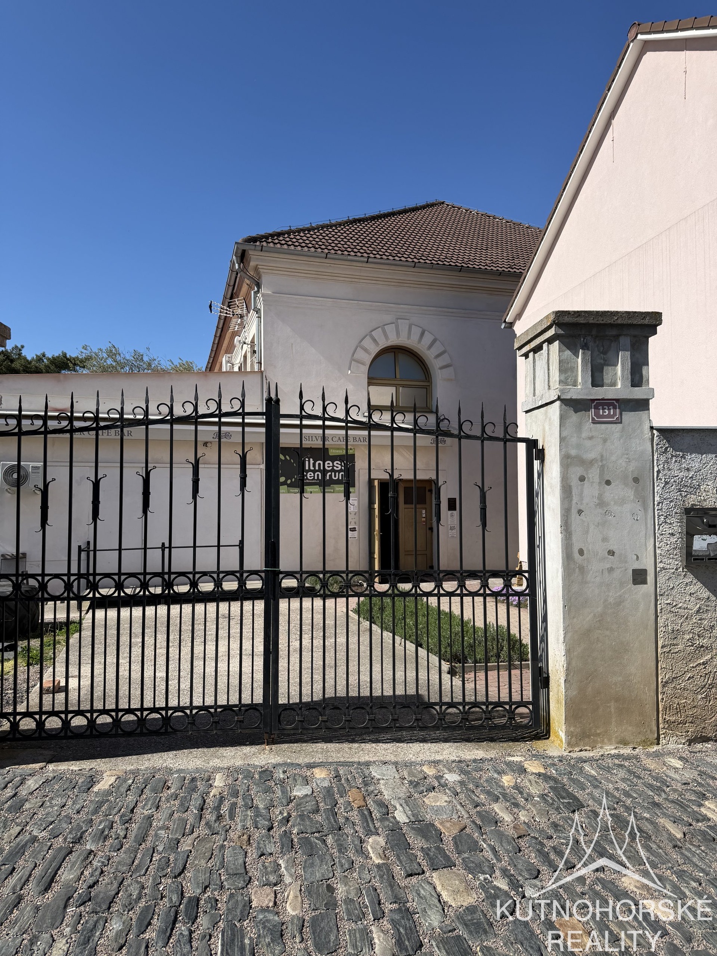 Pronájem plně vybavené masérny ve fitcentru – Čáslav, ulice J.R. z Dubé