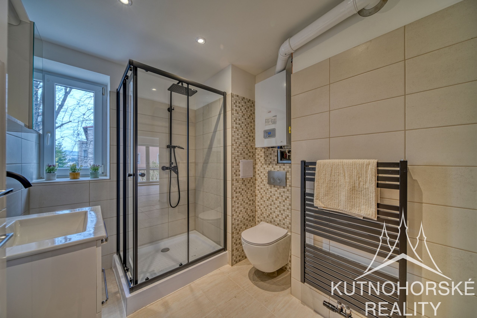 Prodej bytu po rekonstrukci 3+1, 55 m², Kutná Hora – Ostašova ulice