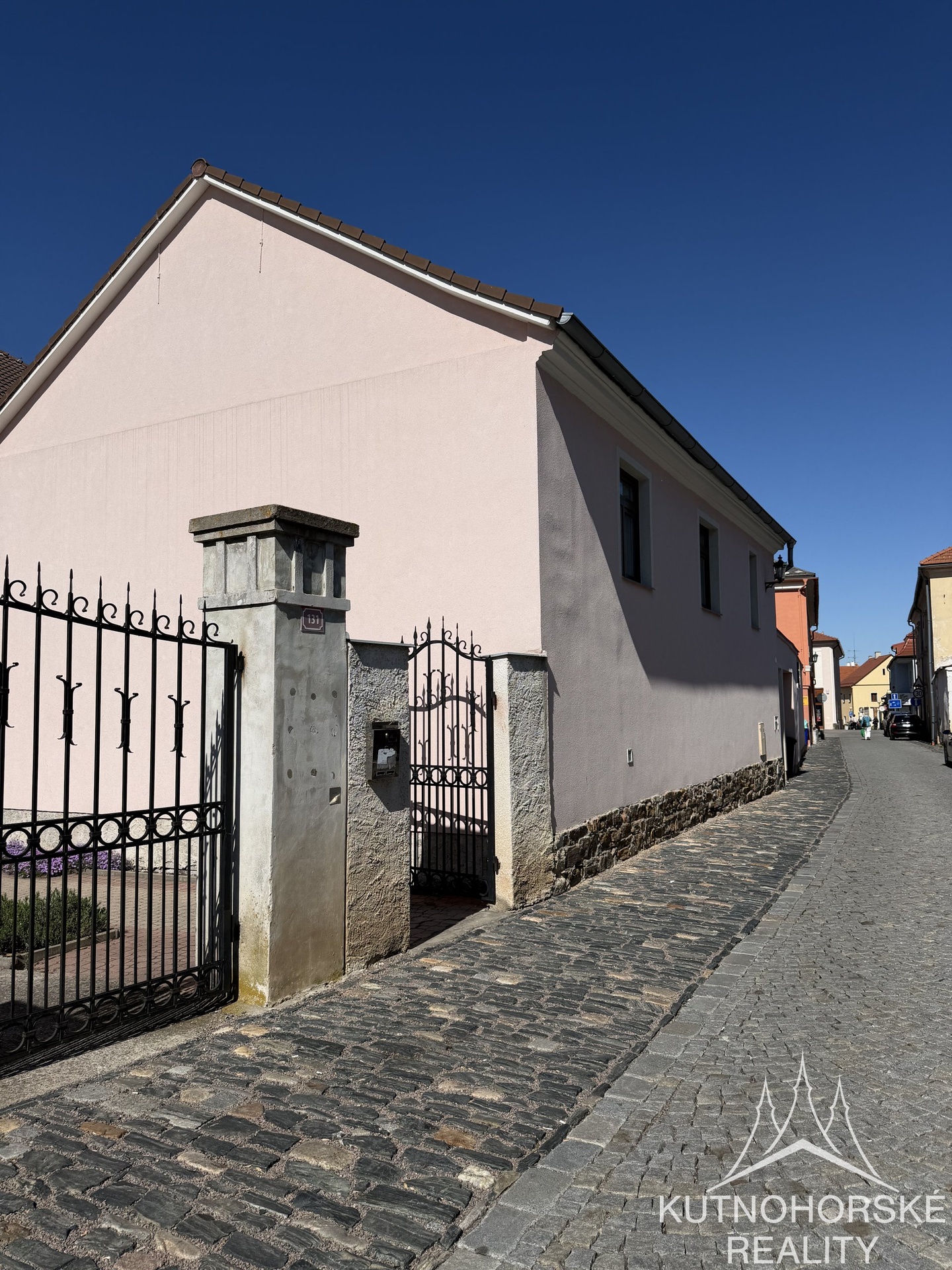 Pronájem plně vybavené masérny ve fitcentru – Čáslav, ulice J.R. z Dubé