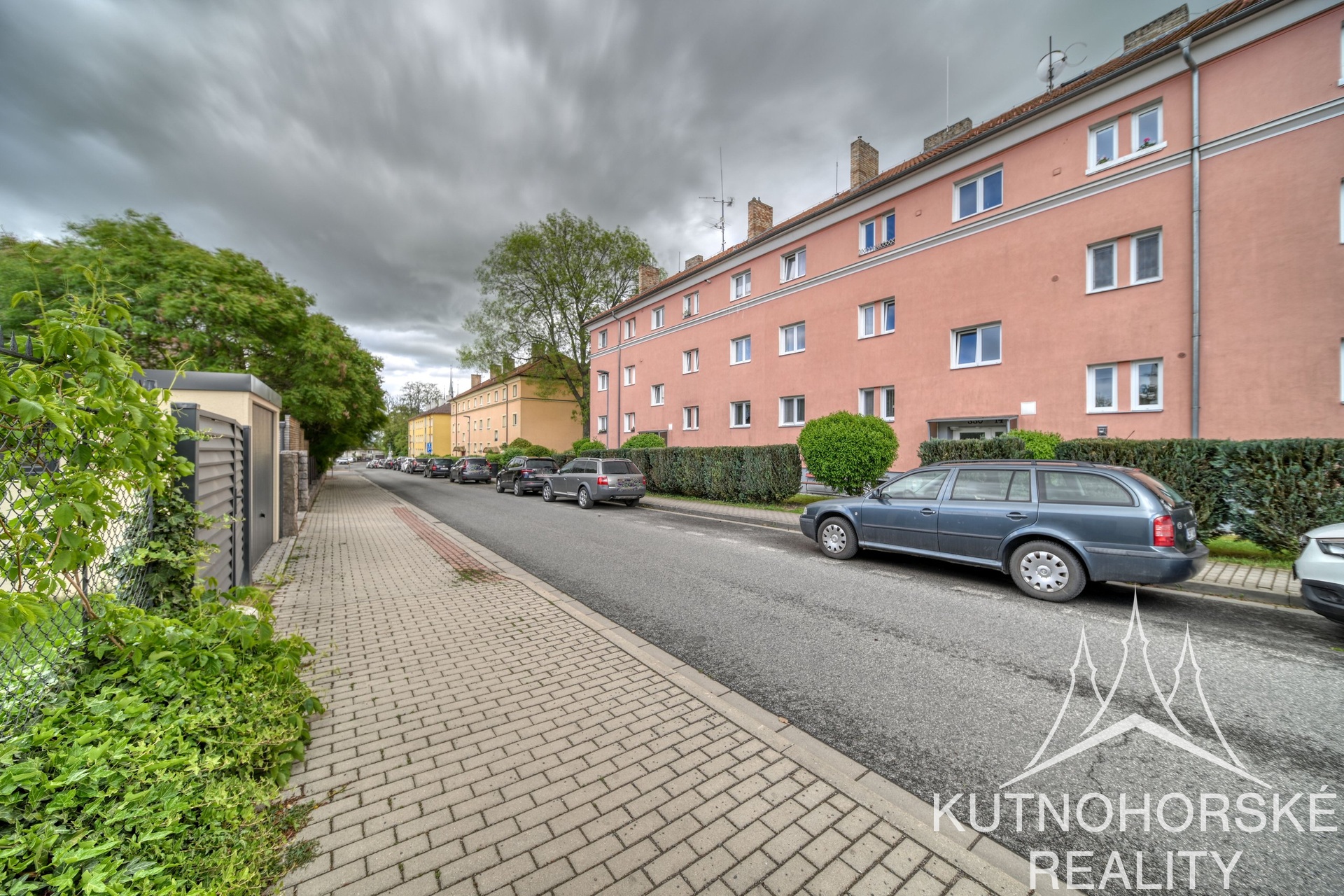 Prodej bytu 3+kk s balkonem a zahrádkou 55 m², Kutná Hora – Žižkov