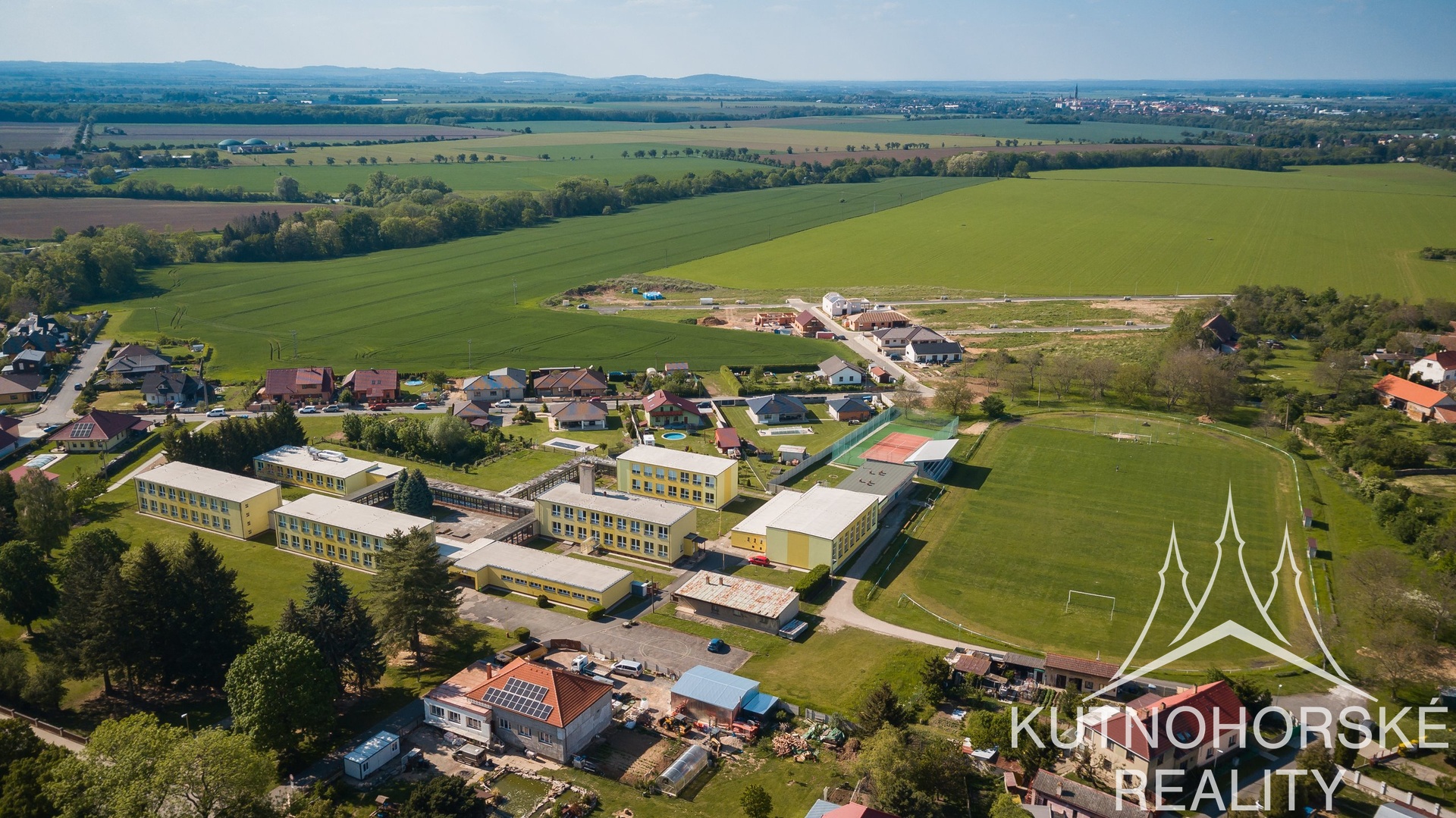Pozemek pro bydlení vč. stavebního povolení