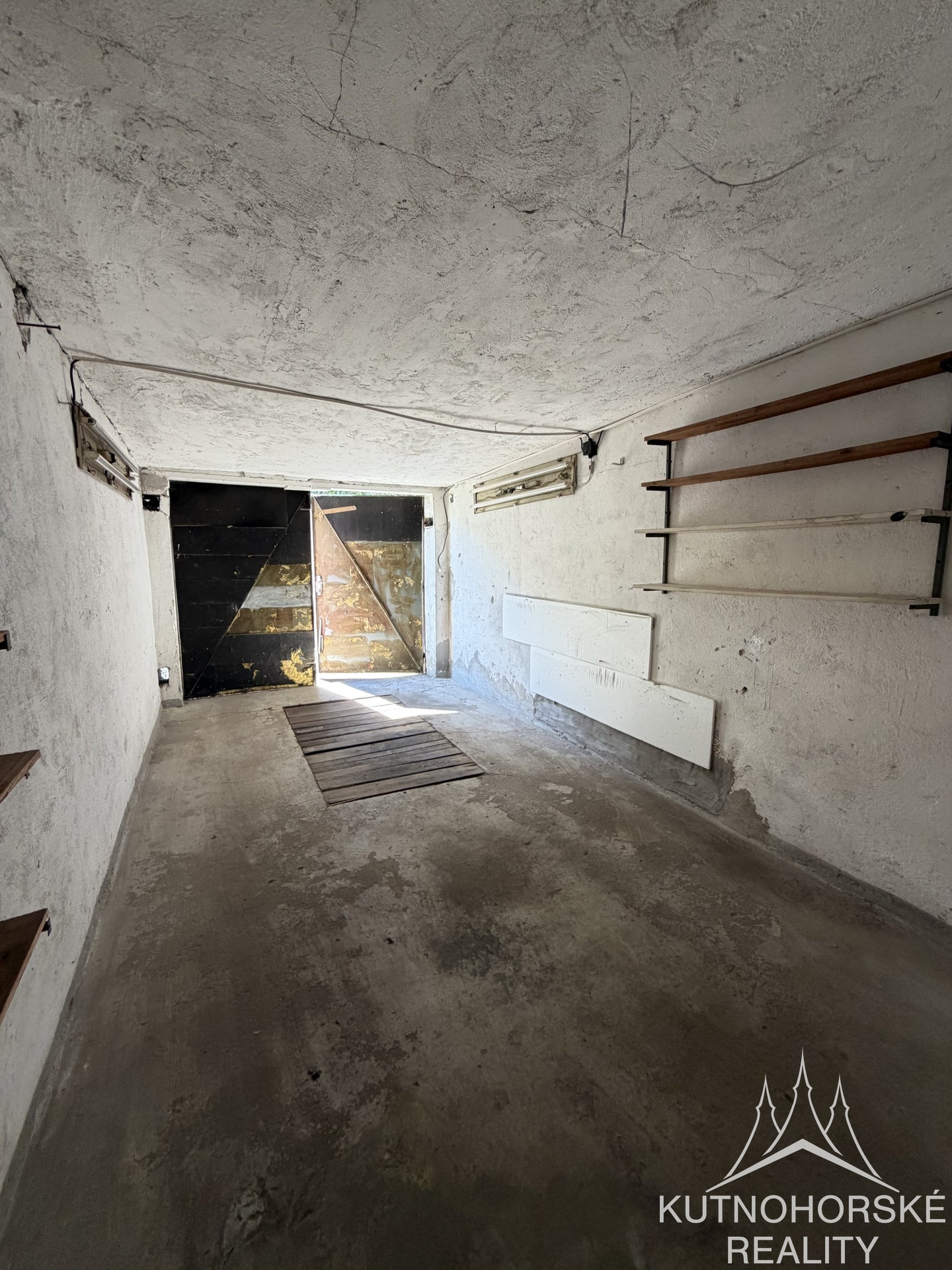 Pronájem garáže 19 m², Kutná Hora, Ostašova ulice