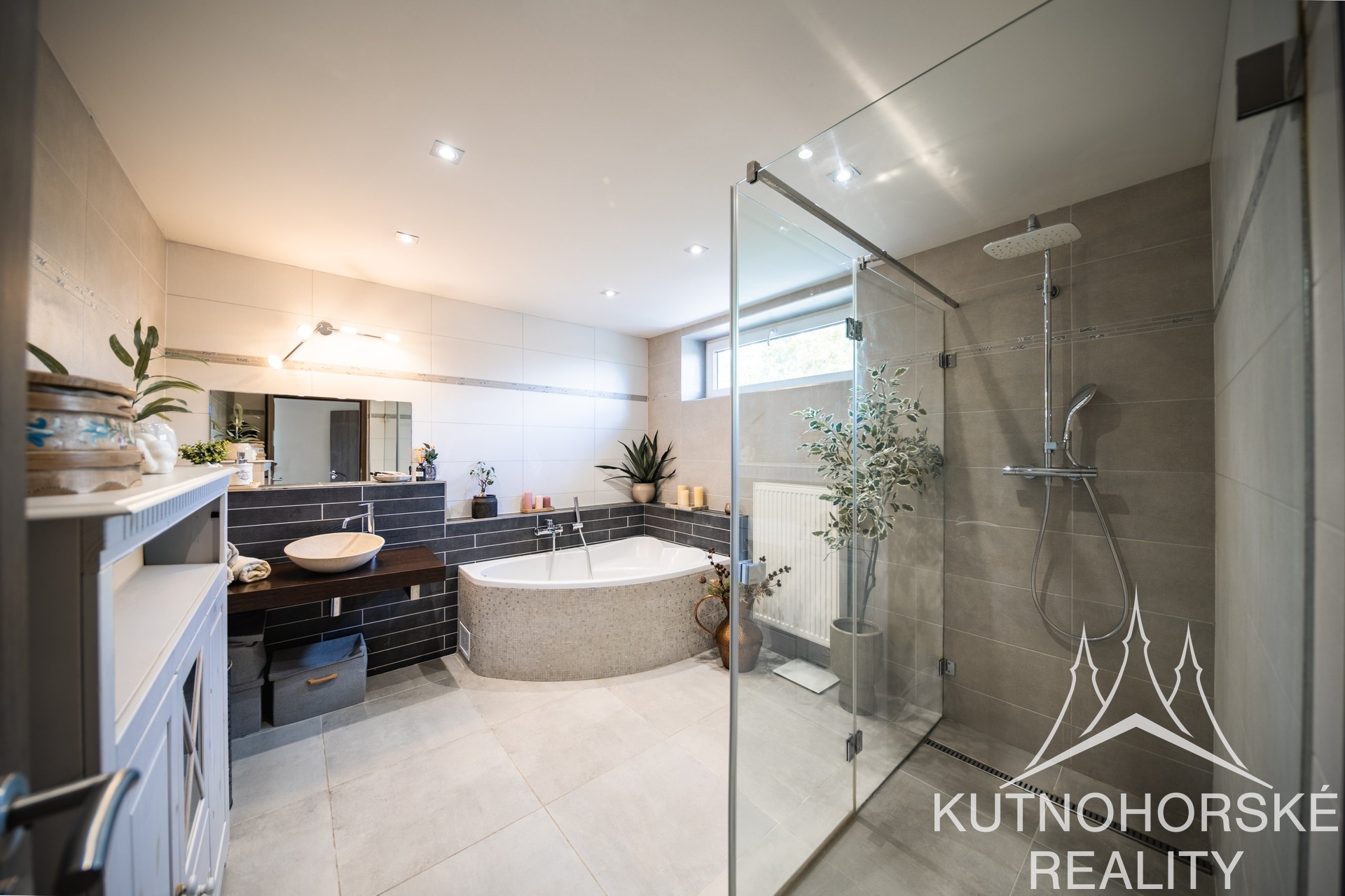 Prodej prostorného rodinného domu 154 m², Církvice – Jakub