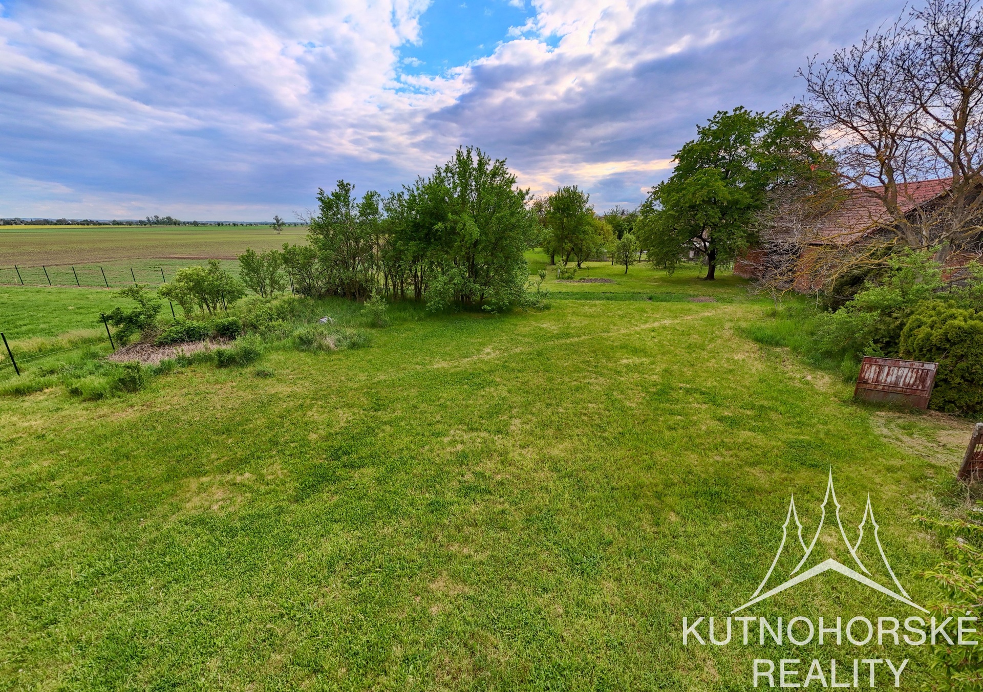 Prodej rodinného domu s velkým pozemkem 2658m², Vlačice – Výčapy