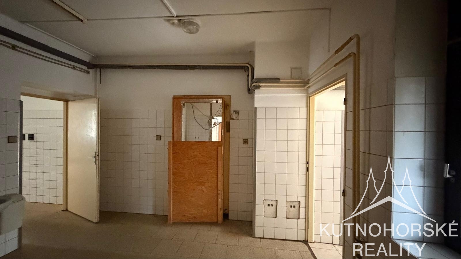 Pronájem komerčního prostoru 262 m², Kutná Hora – Šipší