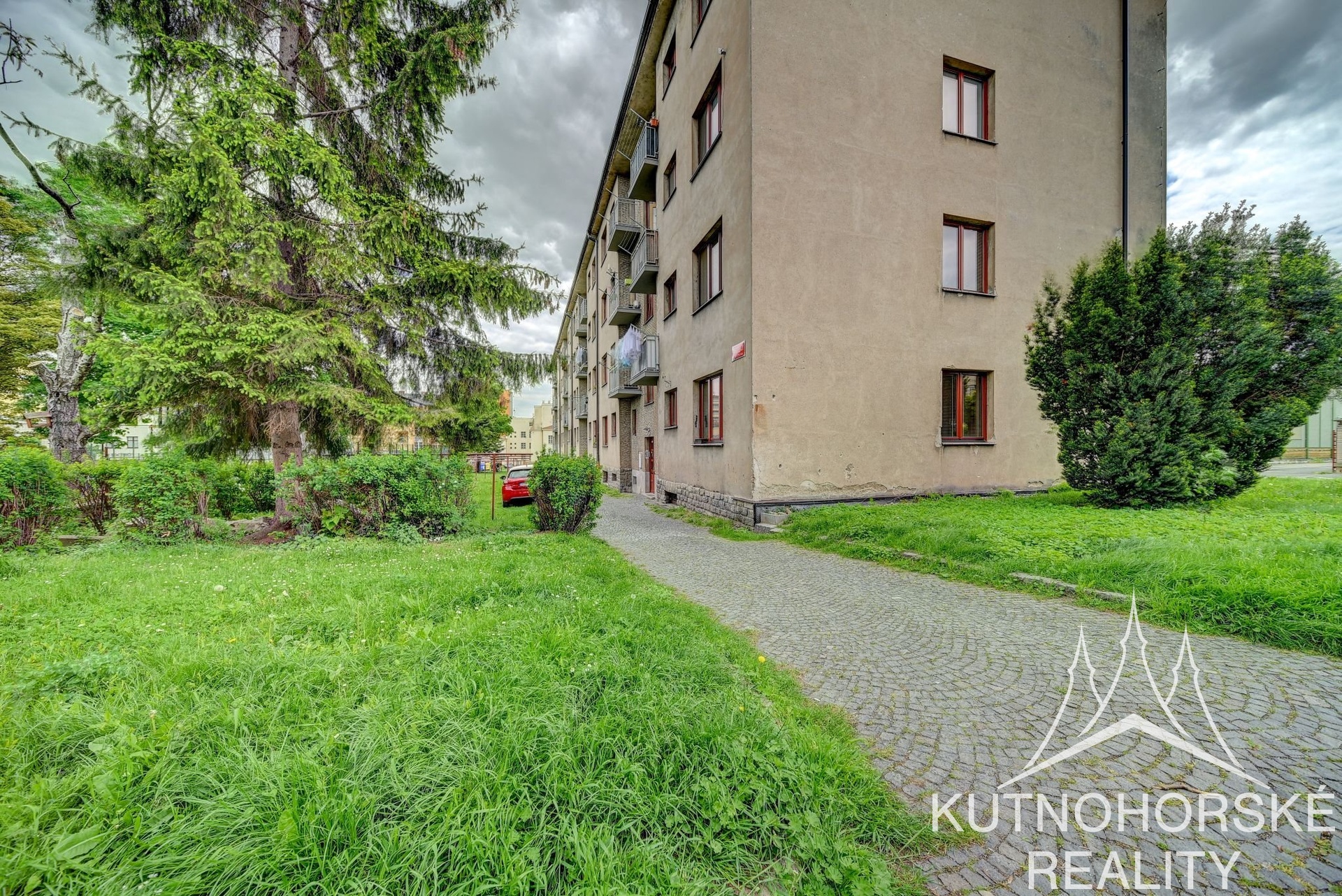 Pronájem bytu 3+1 s balkonem v Kutné Hoře, ulice Jiráskovy sady
