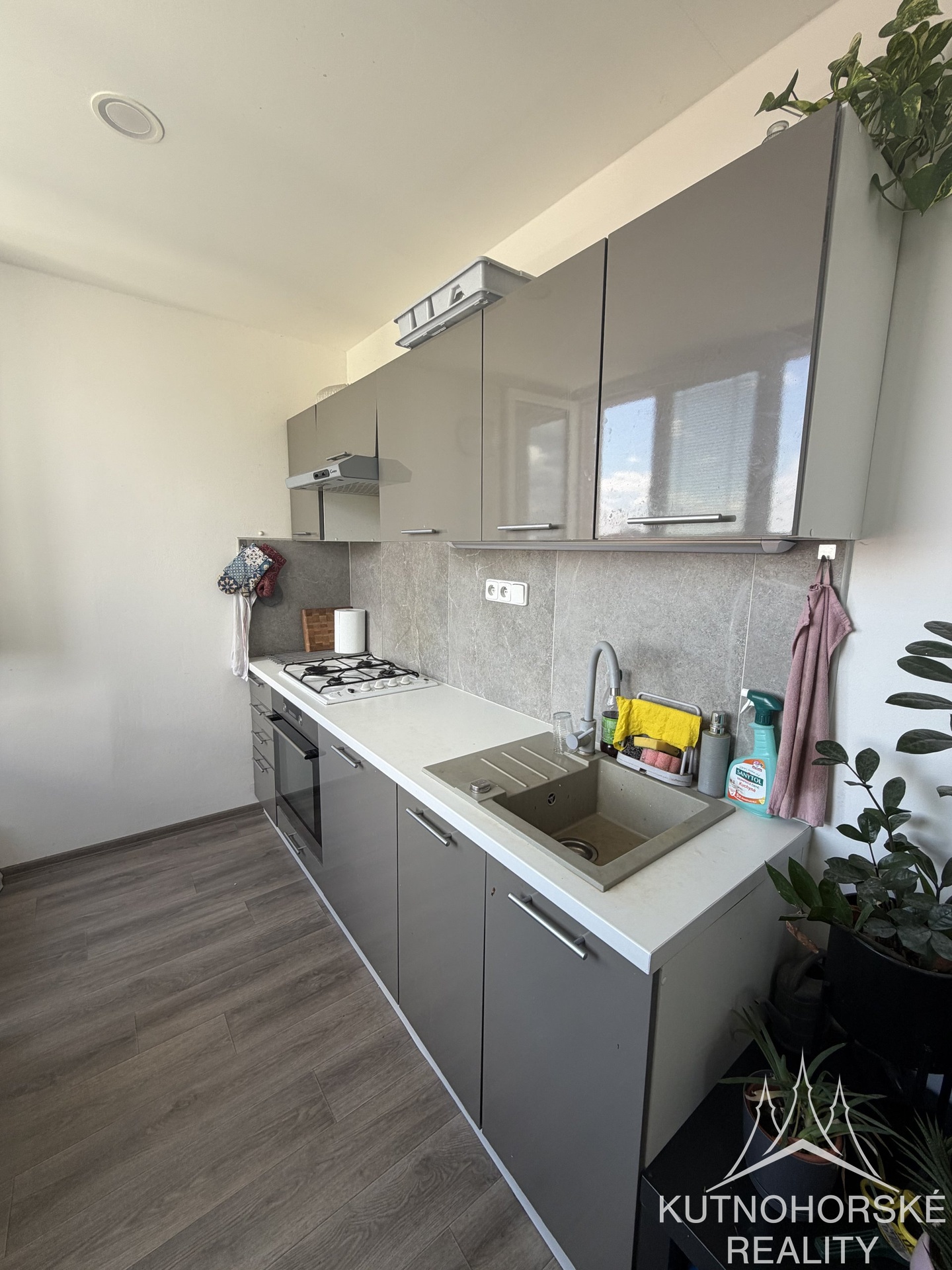 Pronájem bytu 1+1 35 m², Kutná Hora – Hlouška, ulice Benešova