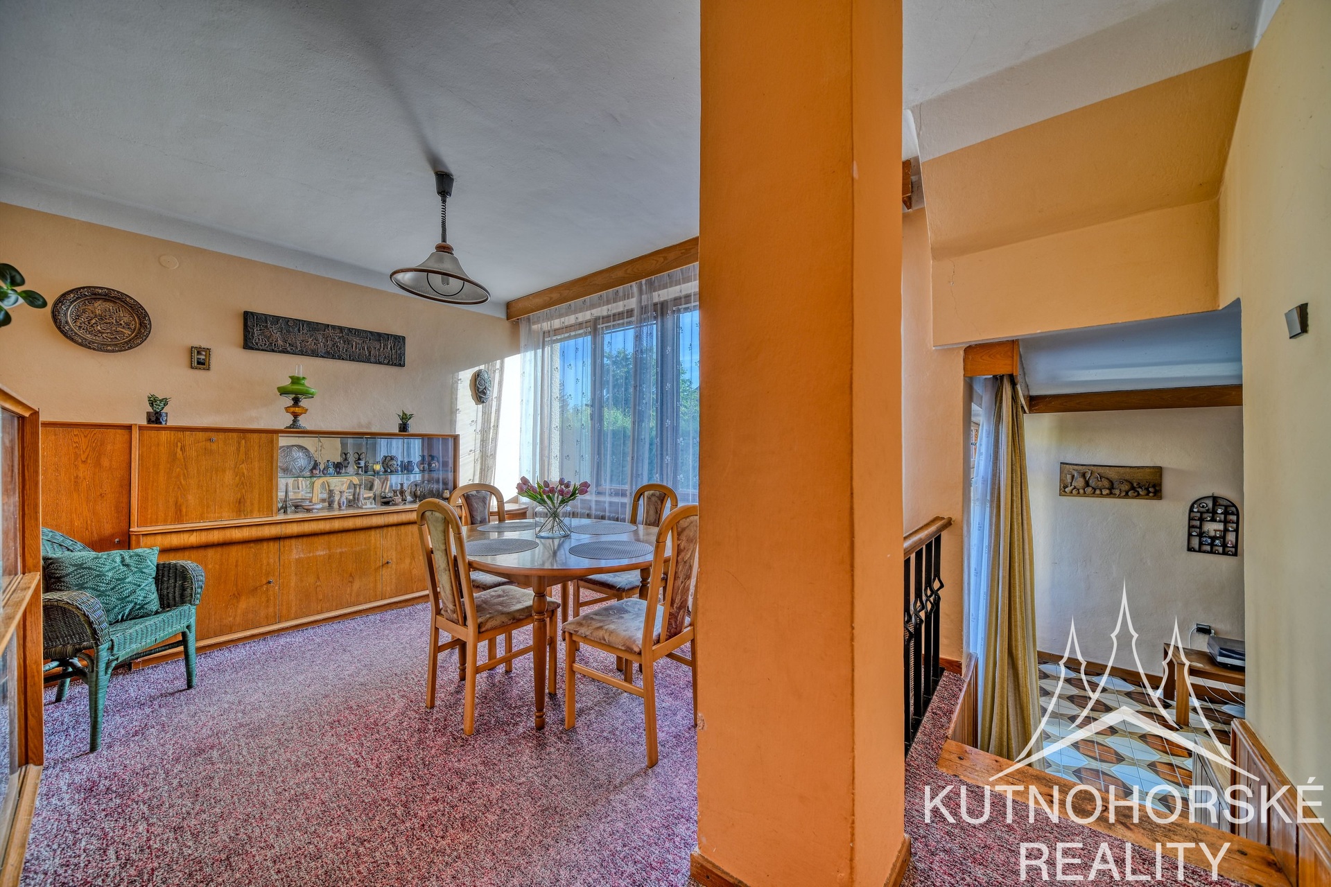 Prodej rodinného domu se zahradou, třemi garážemi, 214 m², Kutná Hora – Žižkov