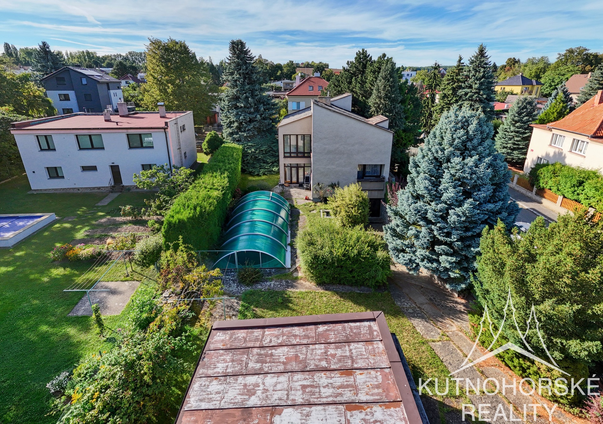 Prodej rodinného domu se zahradou, třemi garážemi, 214 m², Kutná Hora – Žižkov