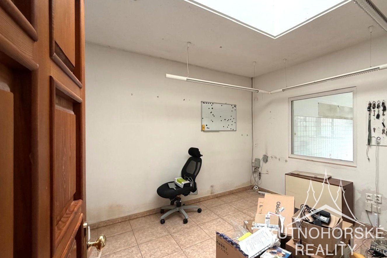 Pronájem komerčního prostoru 262 m², Kutná Hora – Šipší