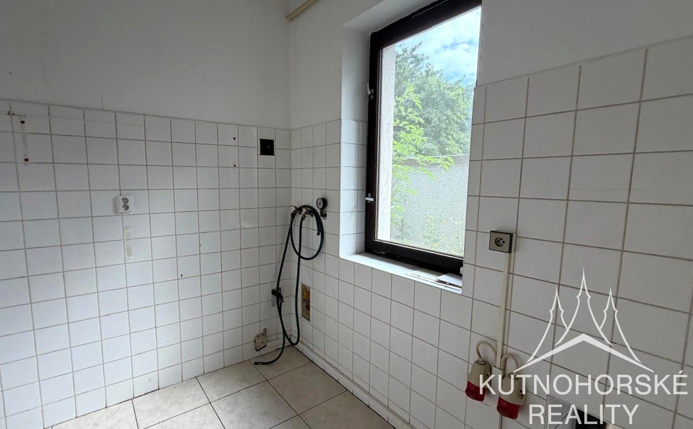 Pronájem komerčního prostoru 262 m², Kutná Hora – Šipší