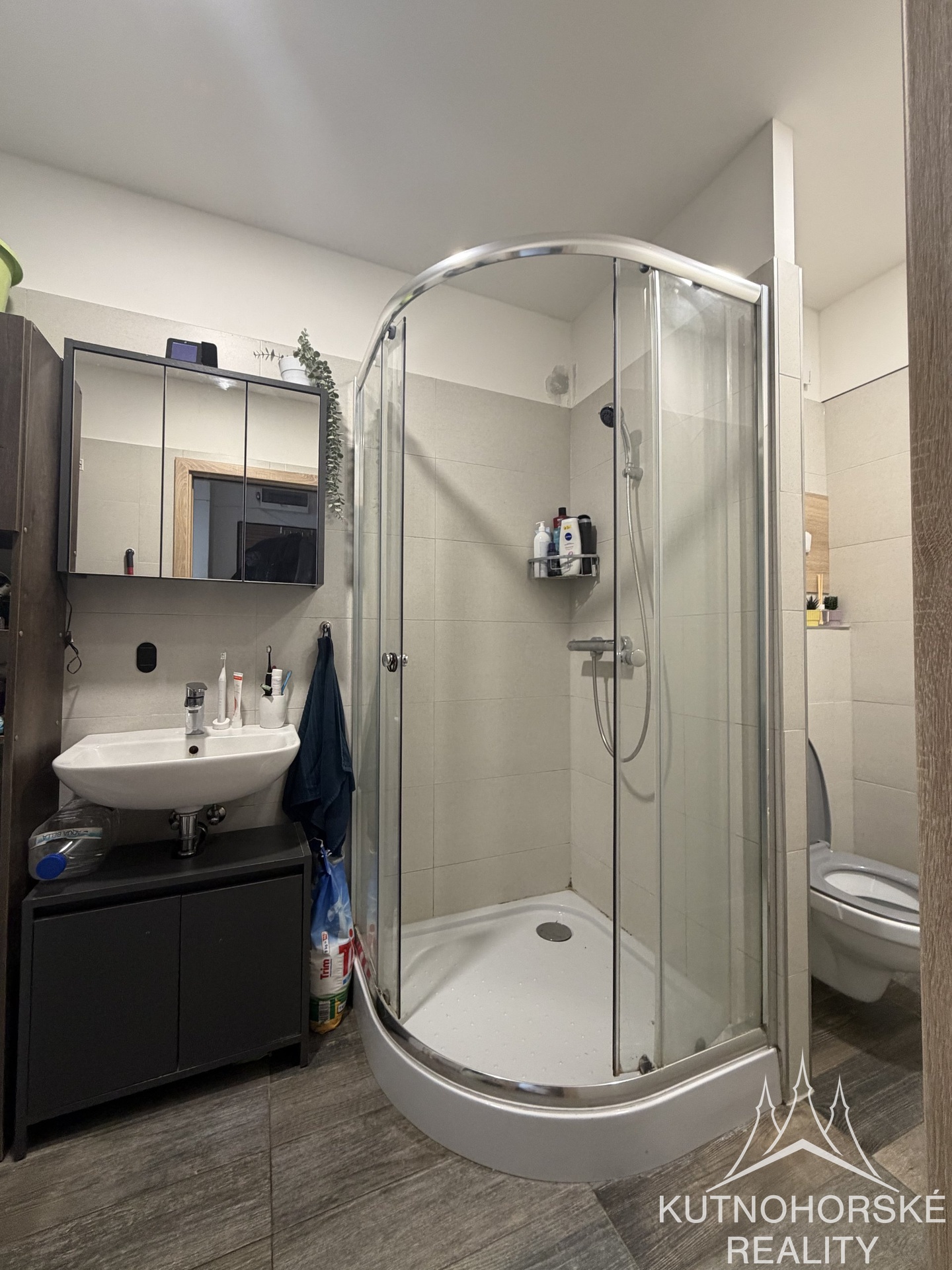 Pronájem bytu 1+1 35 m², Kutná Hora – Hlouška, ulice Benešova