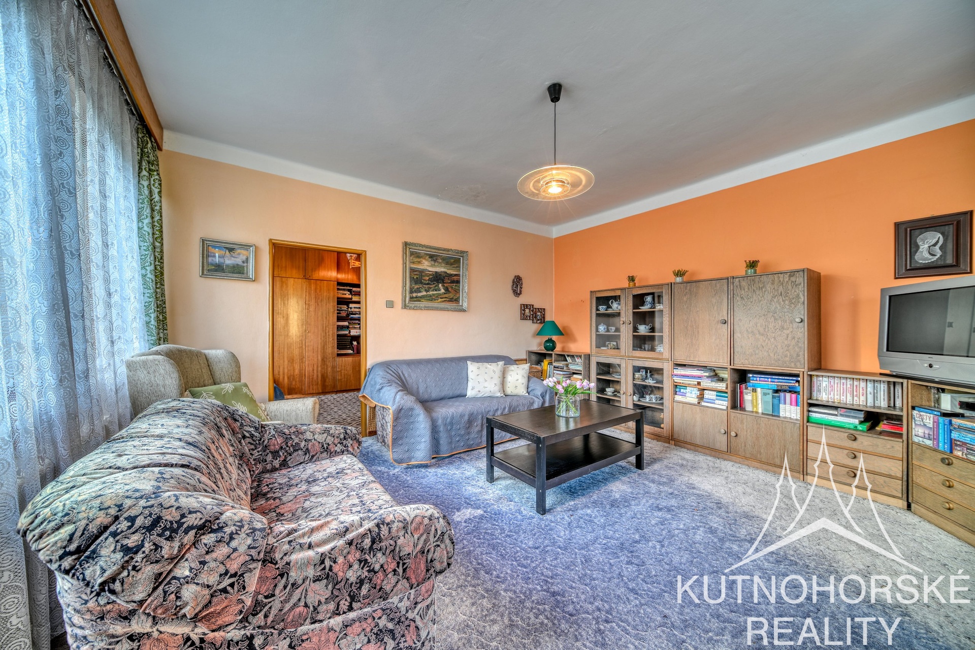 Prodej rodinného domu se zahradou, třemi garážemi, 214 m², Kutná Hora – Žižkov