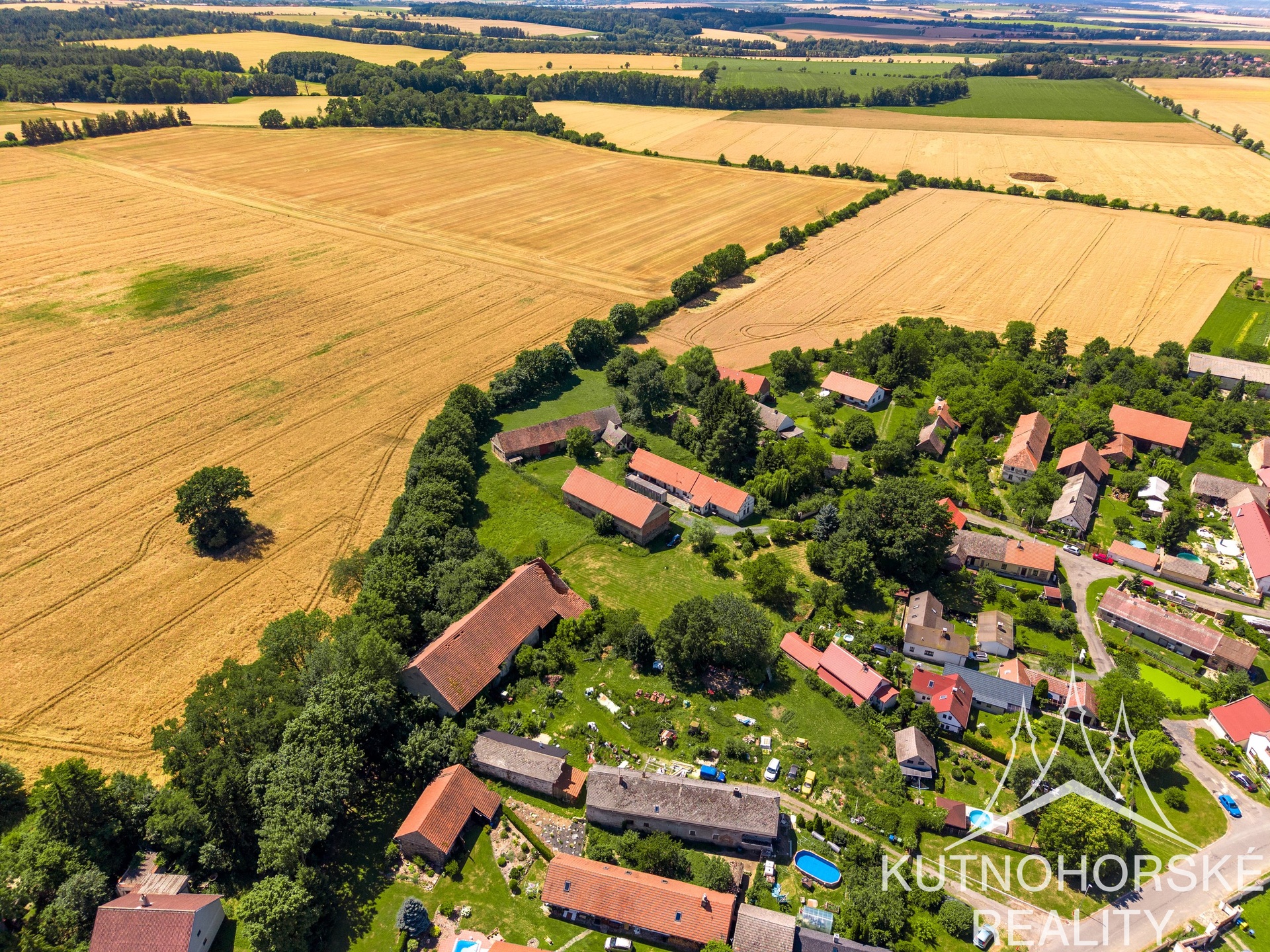 Bydlení v přírodě s komfortem soukromé komunity