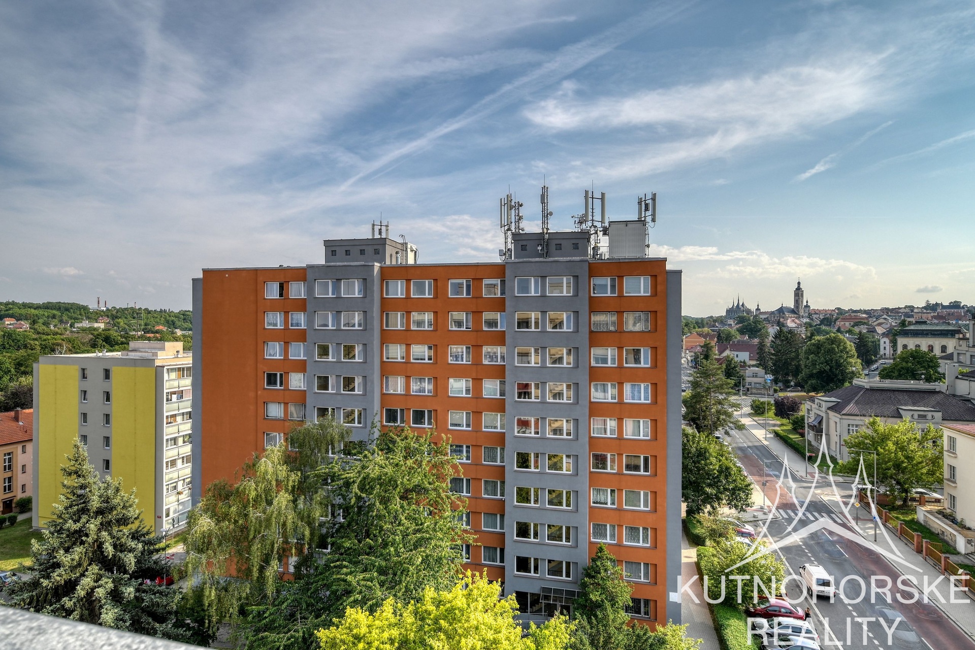 Prodej bytu 2+kk se dvěma balkony, Kutná Hora – Hlouška