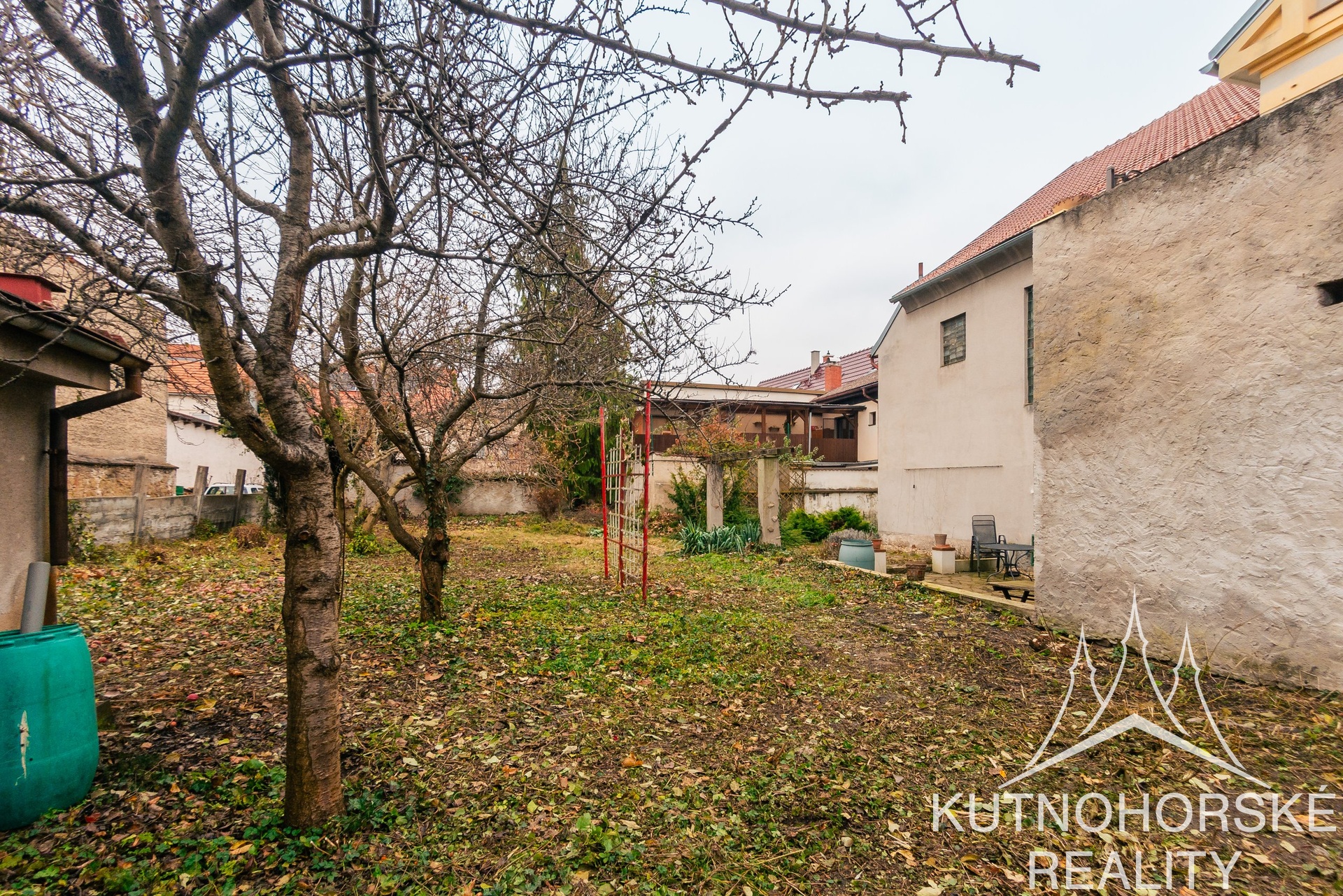 Prodej historického domu v Čáslavi 158 m2 s velkou zahradou a garáží